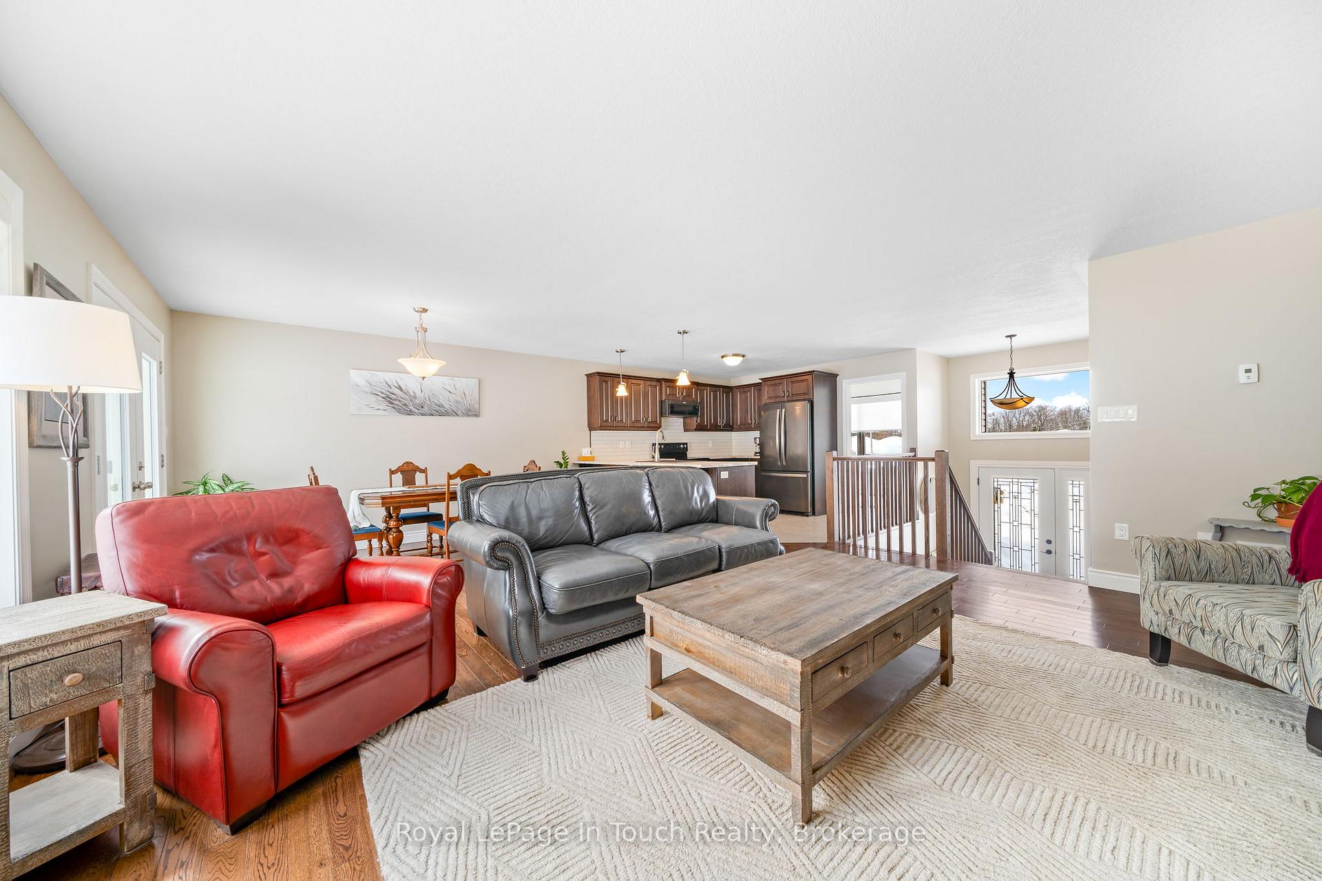 Photo 7 of 15 Ralph Dalton Boulevard, Tay, Victoria Harbour — HOMEH