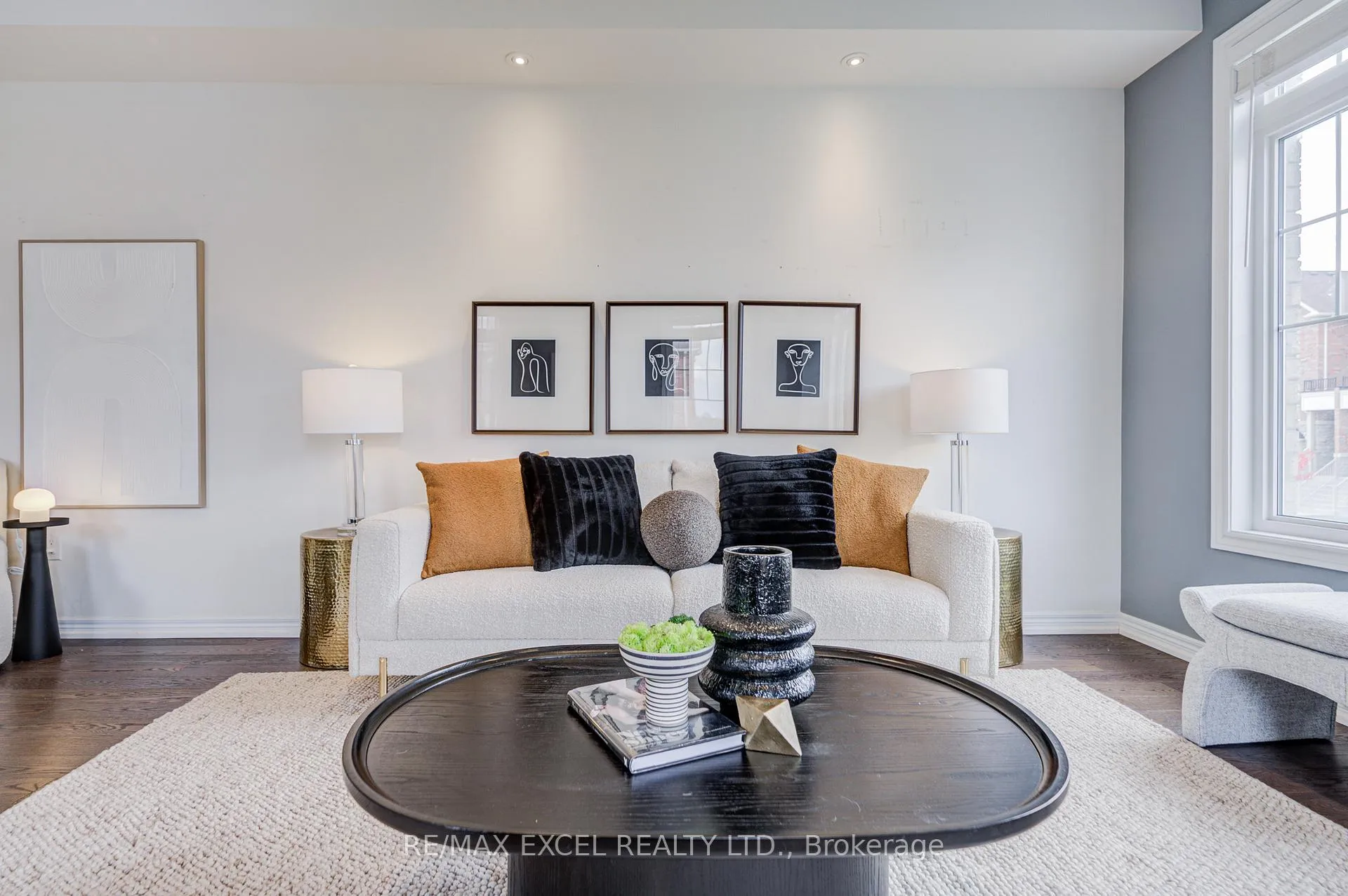 Photo 10 of 301 Delray Drive, Markham, Greensborough — HOMEH