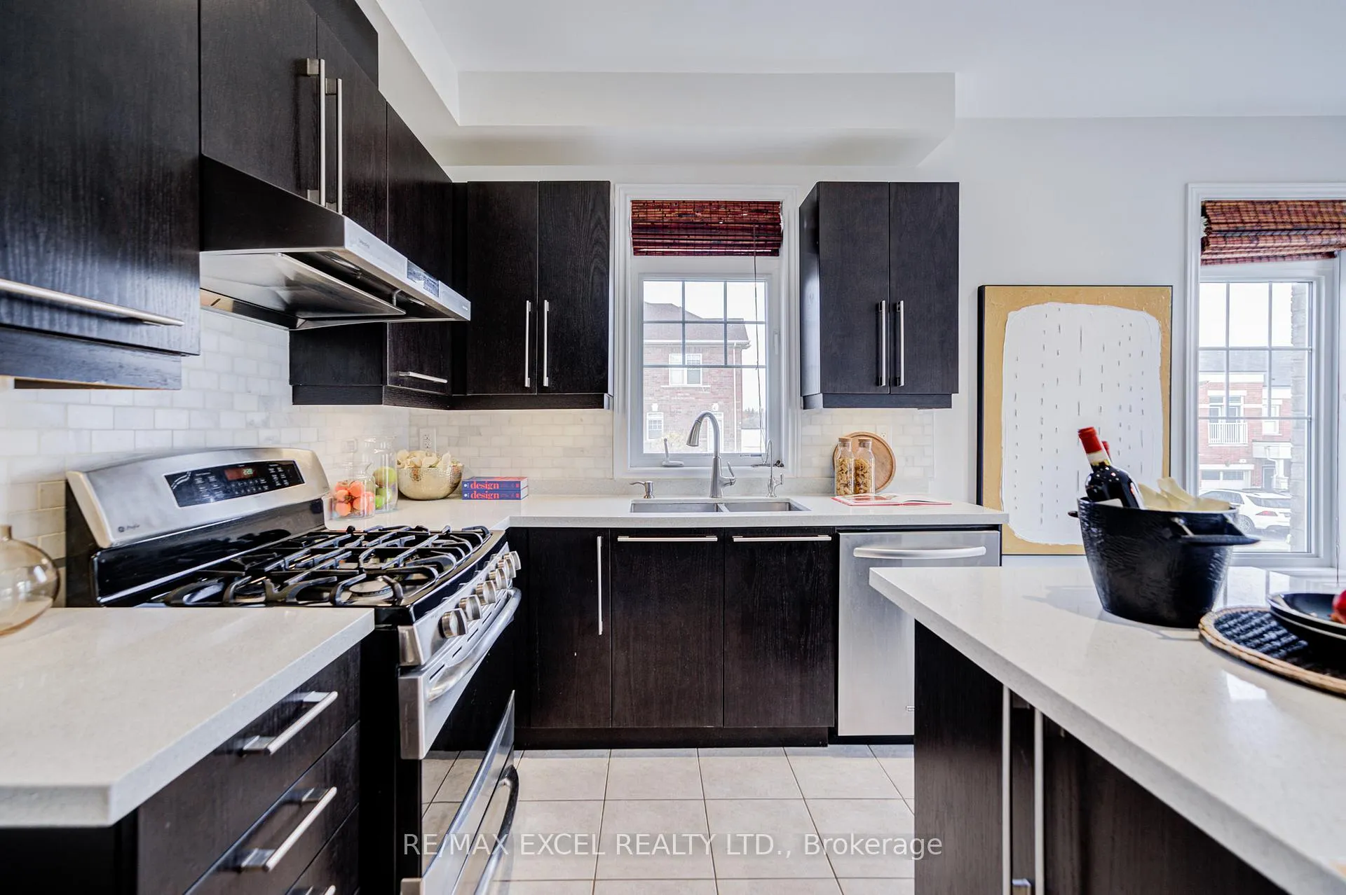Photo 14 of 301 Delray Drive, Markham, Greensborough — HOMEH