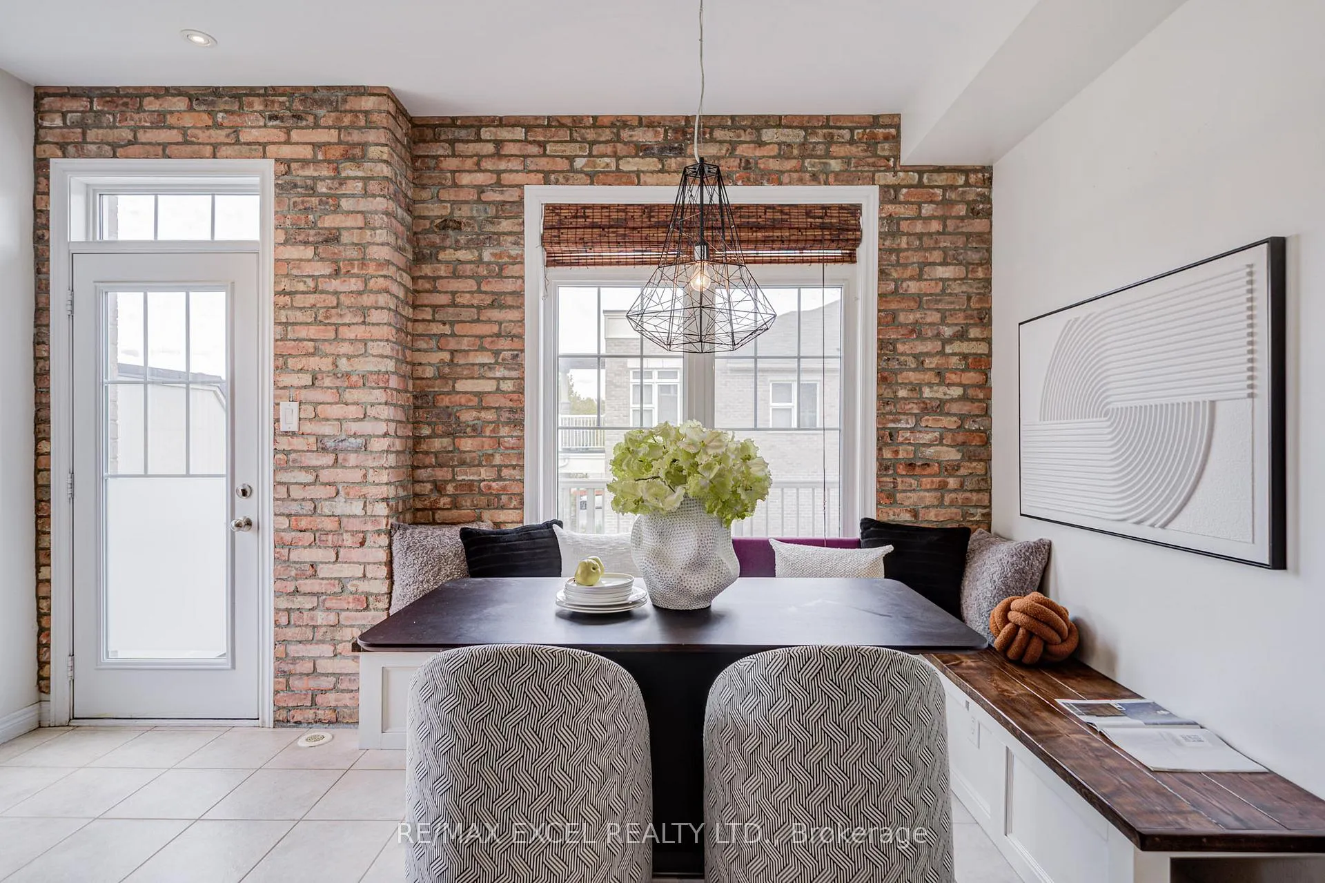 Photo 18 of 301 Delray Drive, Markham, Greensborough — HOMEH