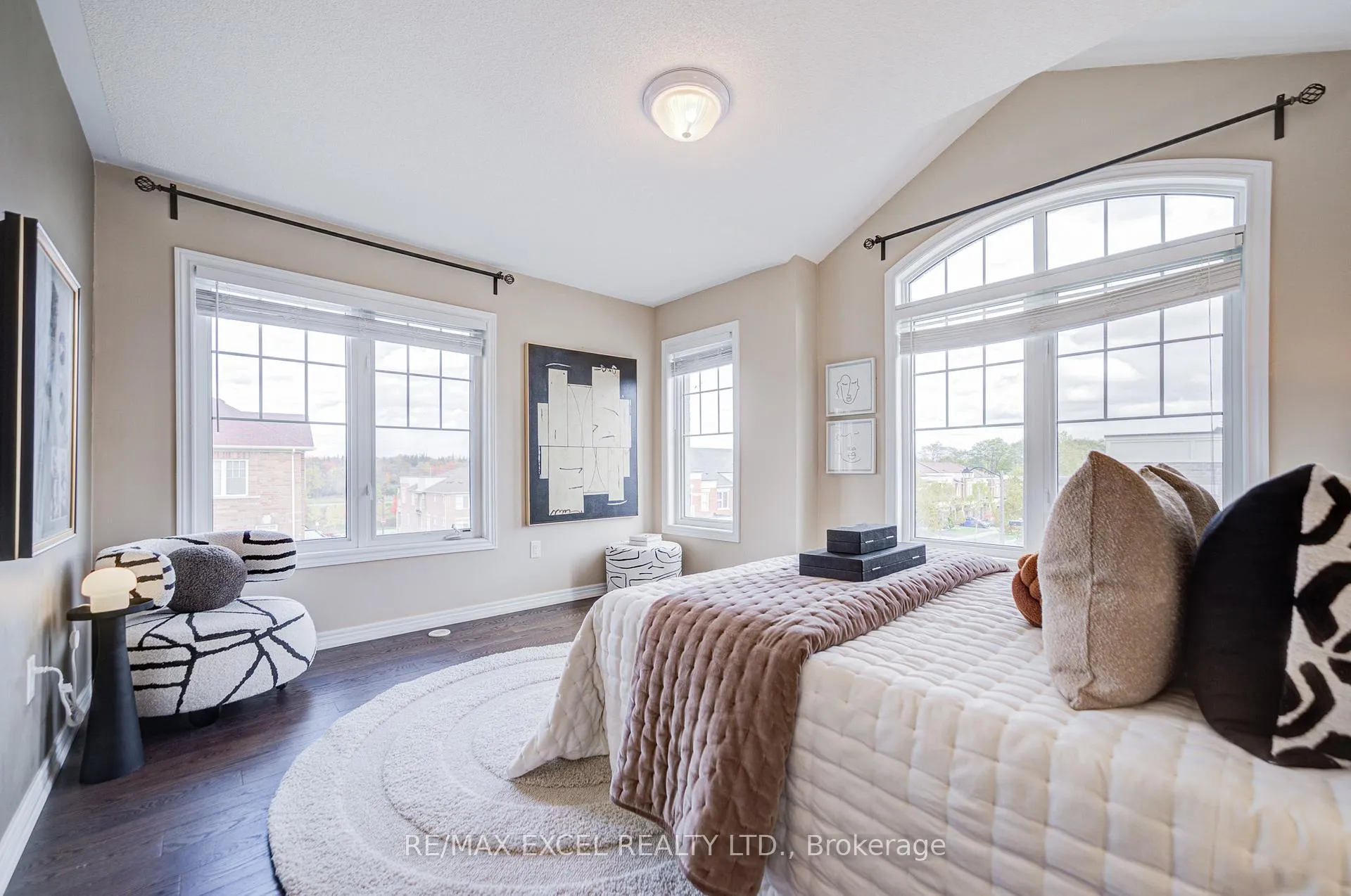 Photo 22 of 301 Delray Drive, Markham, Greensborough — HOMEH
