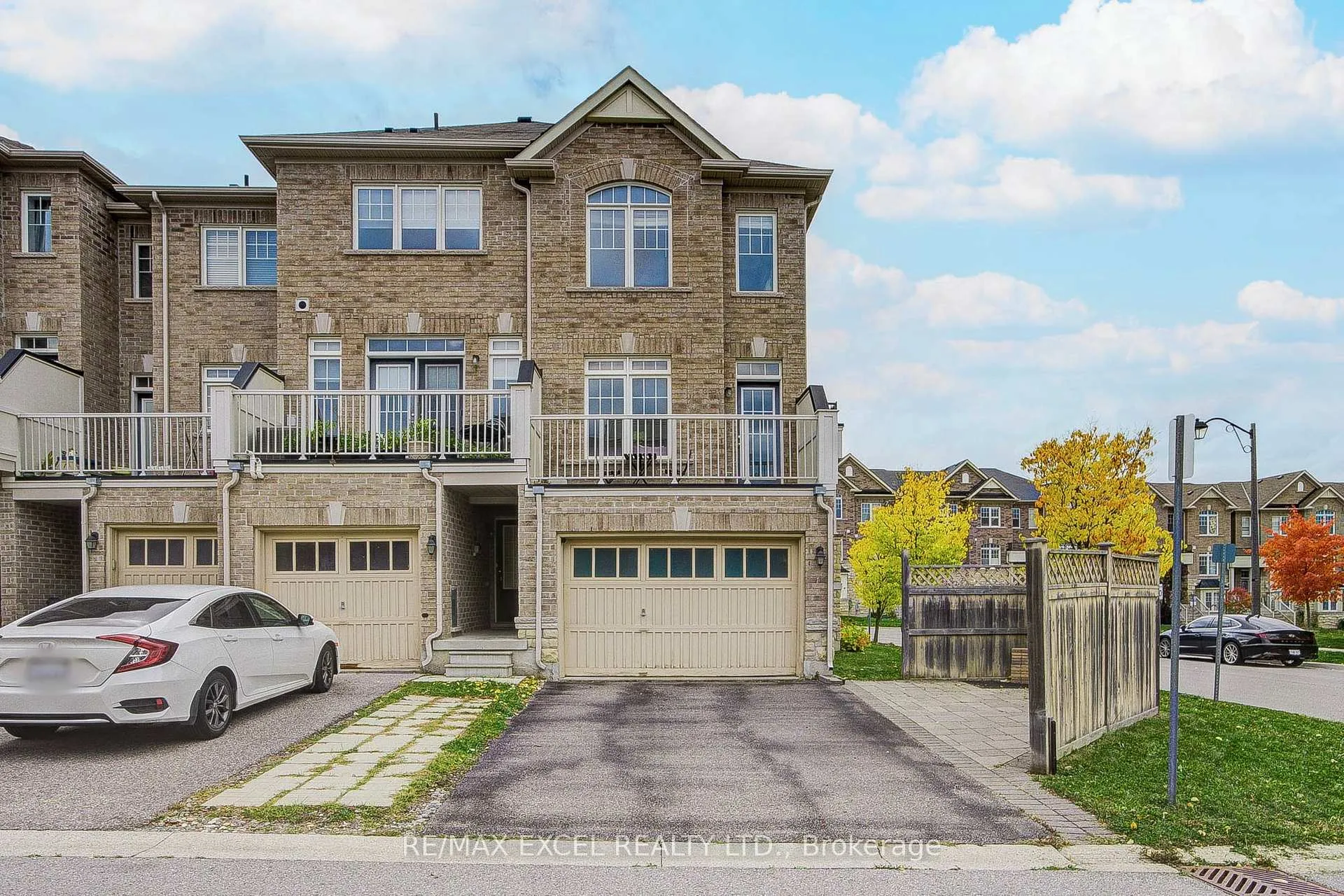 Photo 39 of 301 Delray Drive, Markham, Greensborough — HOMEH