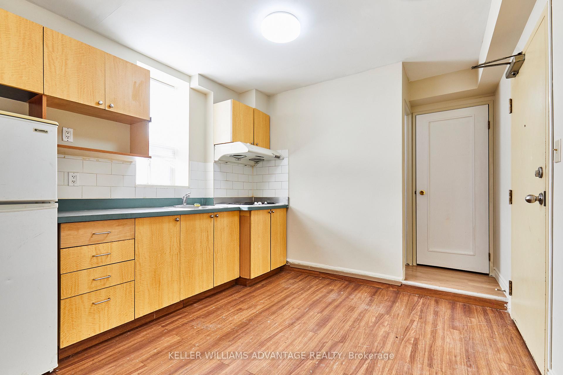 Photo 15 of 280 Woodfield Road, Toronto, Greenwood-Coxwell — HOMEH
