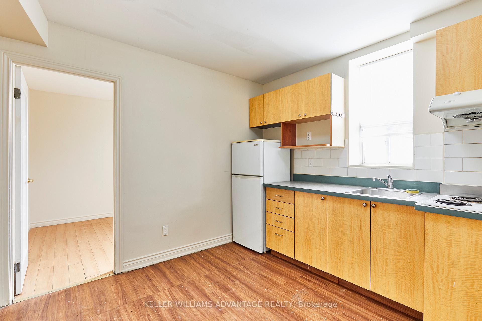Photo 17 of 280 Woodfield Road, Toronto, Greenwood-Coxwell — HOMEH