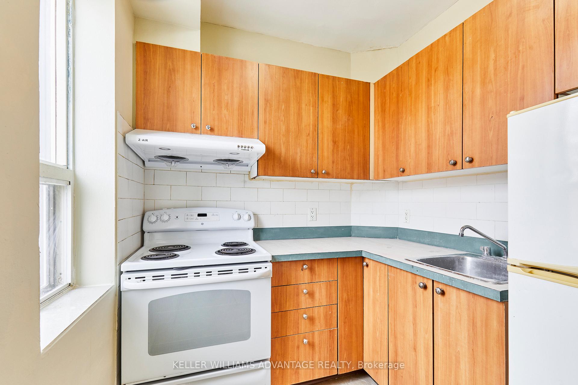 Photo 23 of 280 Woodfield Road, Toronto, Greenwood-Coxwell — HOMEH