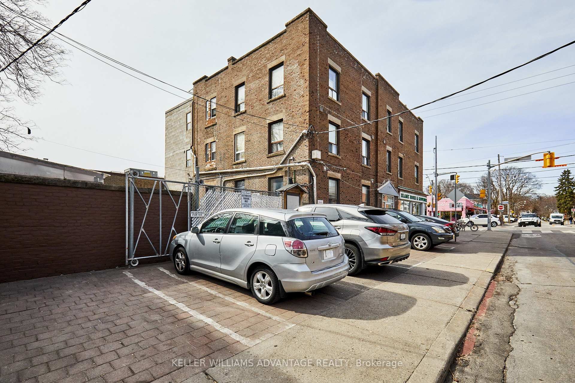 Photo 36 of 280 Woodfield Road, Toronto, Greenwood-Coxwell — HOMEH