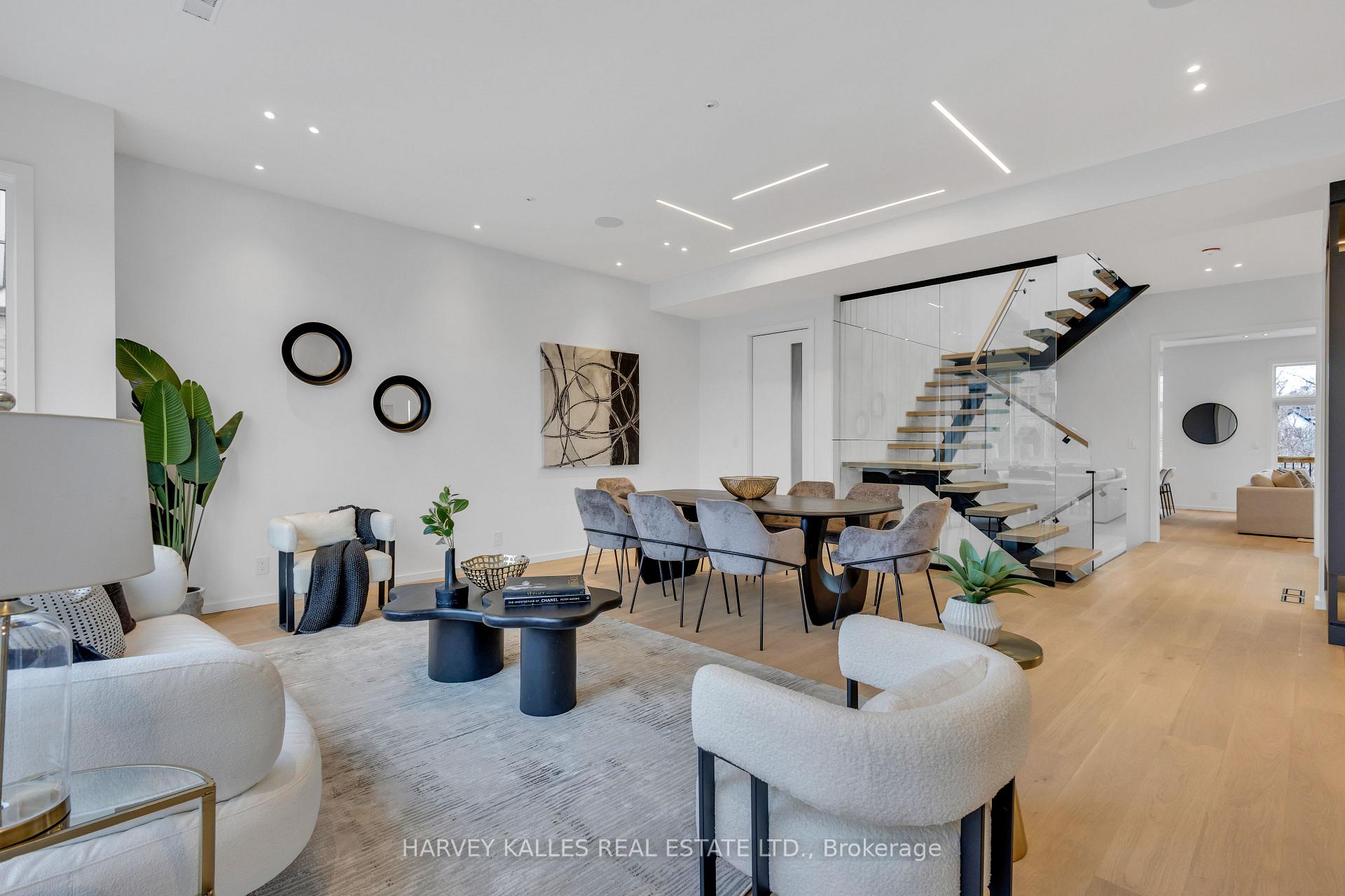 Photo 6 of 187 Roe Avenue, Toronto, Bedford Park-Nortown — HOMEH