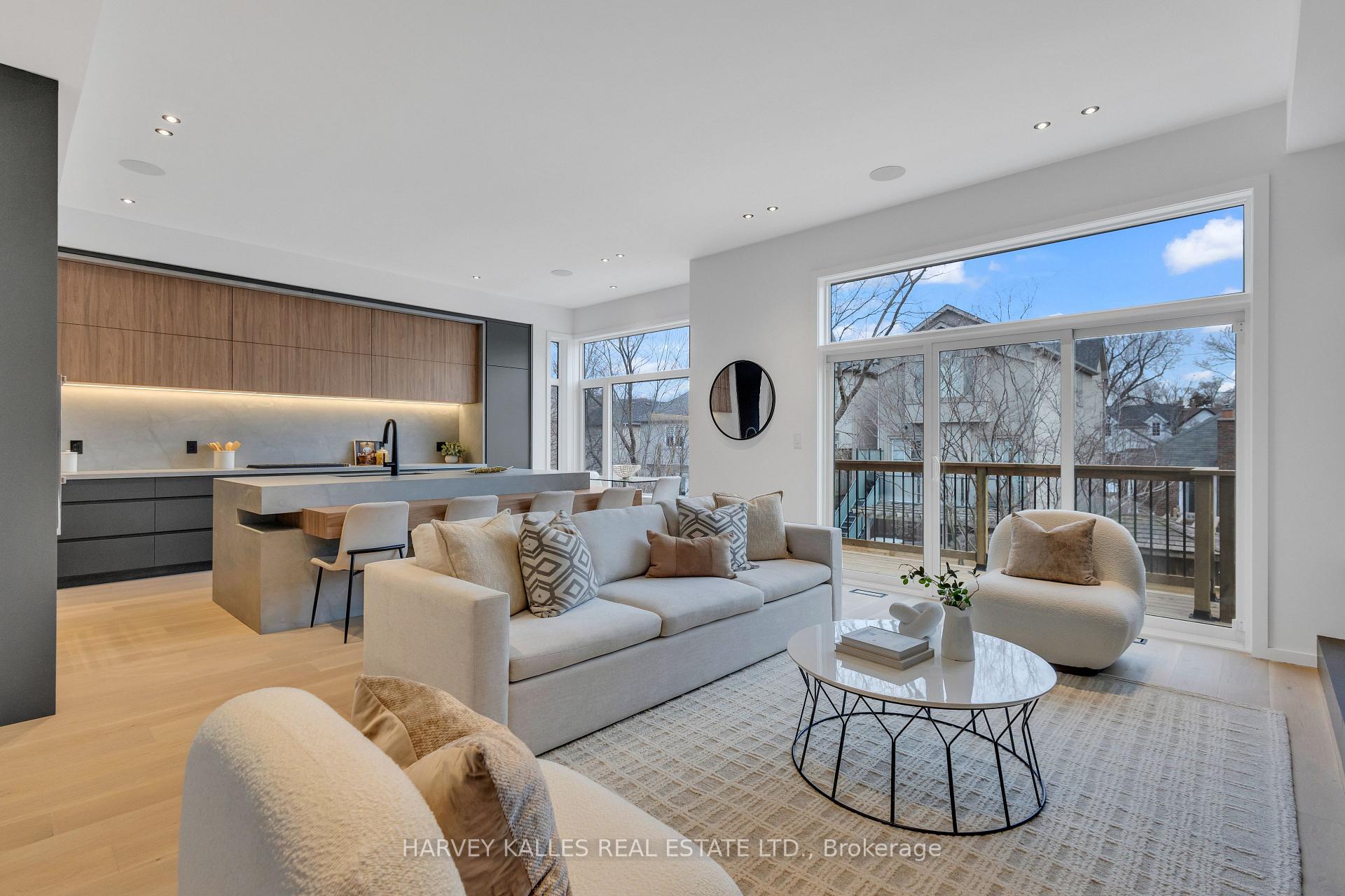 Photo 14 of 187 Roe Avenue, Toronto, Bedford Park-Nortown — HOMEH