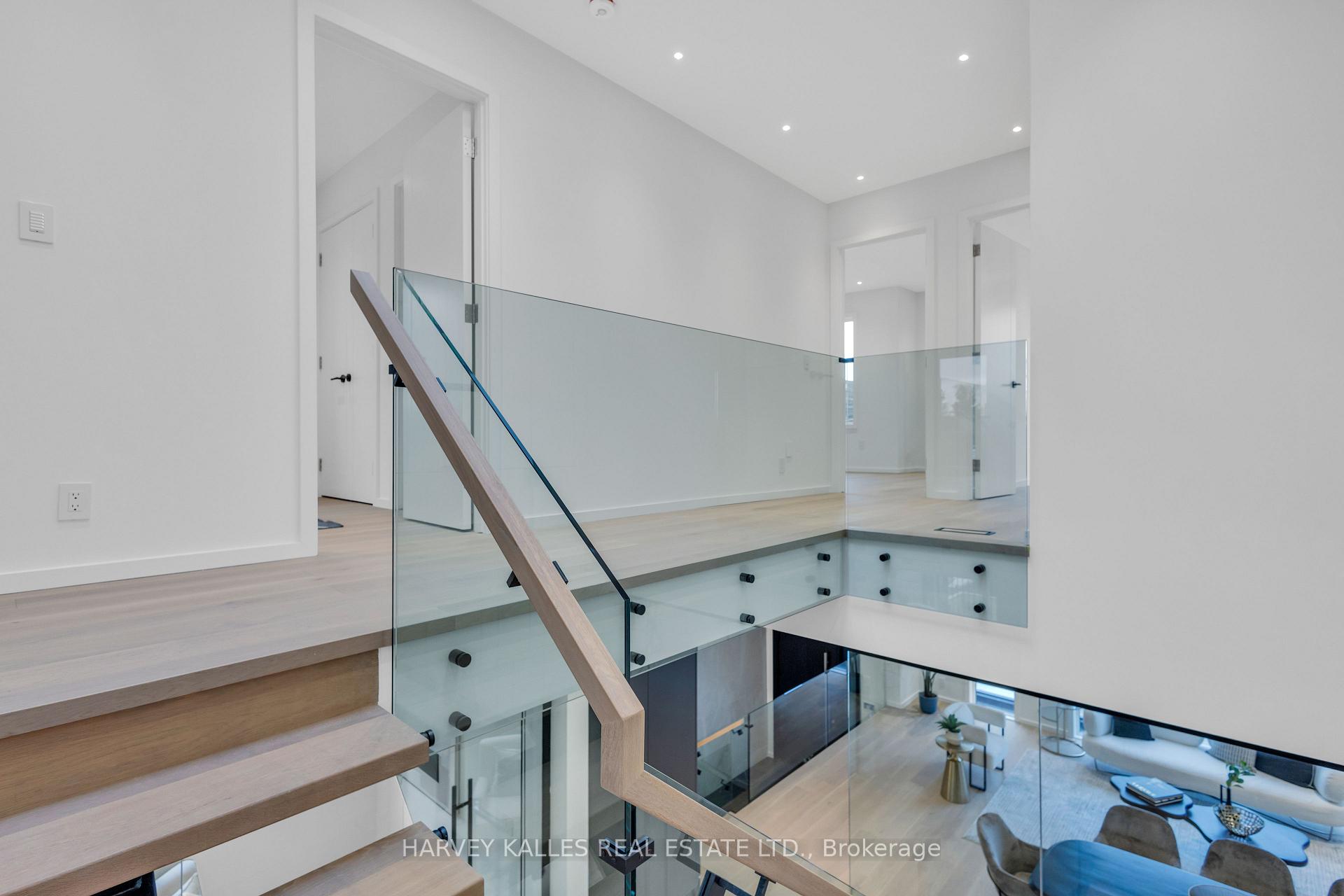 Photo 23 of 187 Roe Avenue, Toronto, Bedford Park-Nortown — HOMEH