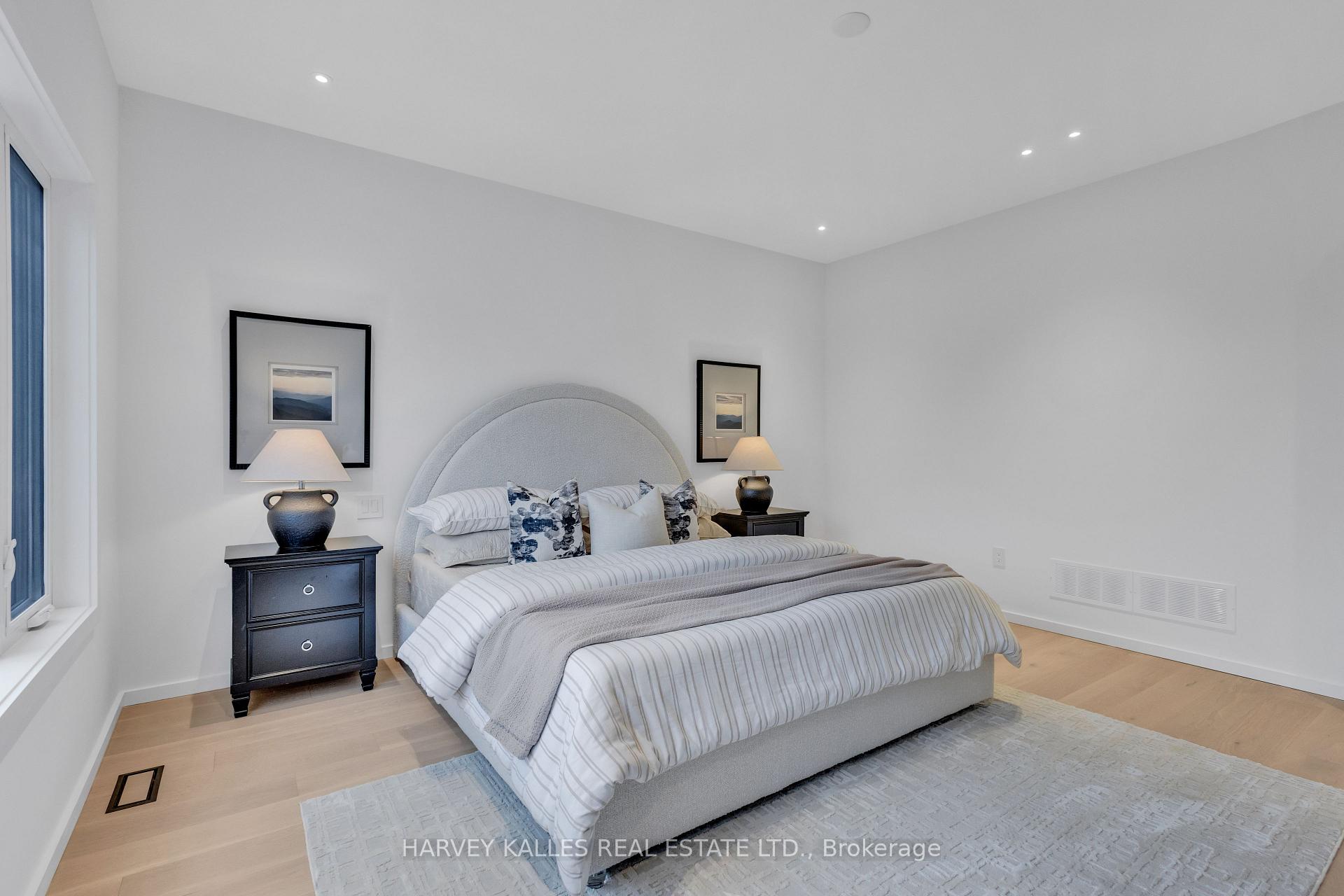 Photo 26 of 187 Roe Avenue, Toronto, Bedford Park-Nortown — HOMEH