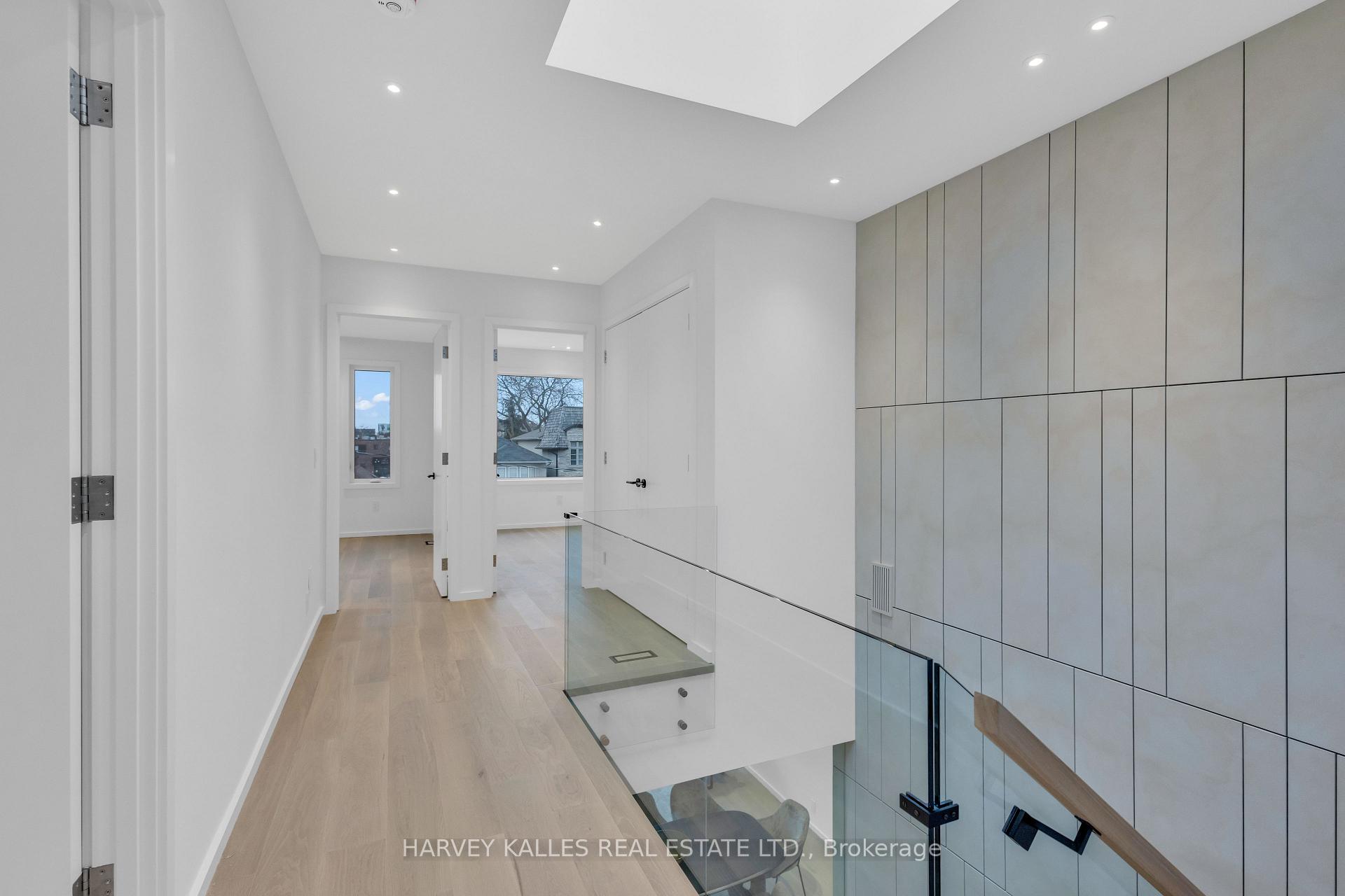 Photo 39 of 187 Roe Avenue, Toronto, Bedford Park-Nortown — HOMEH