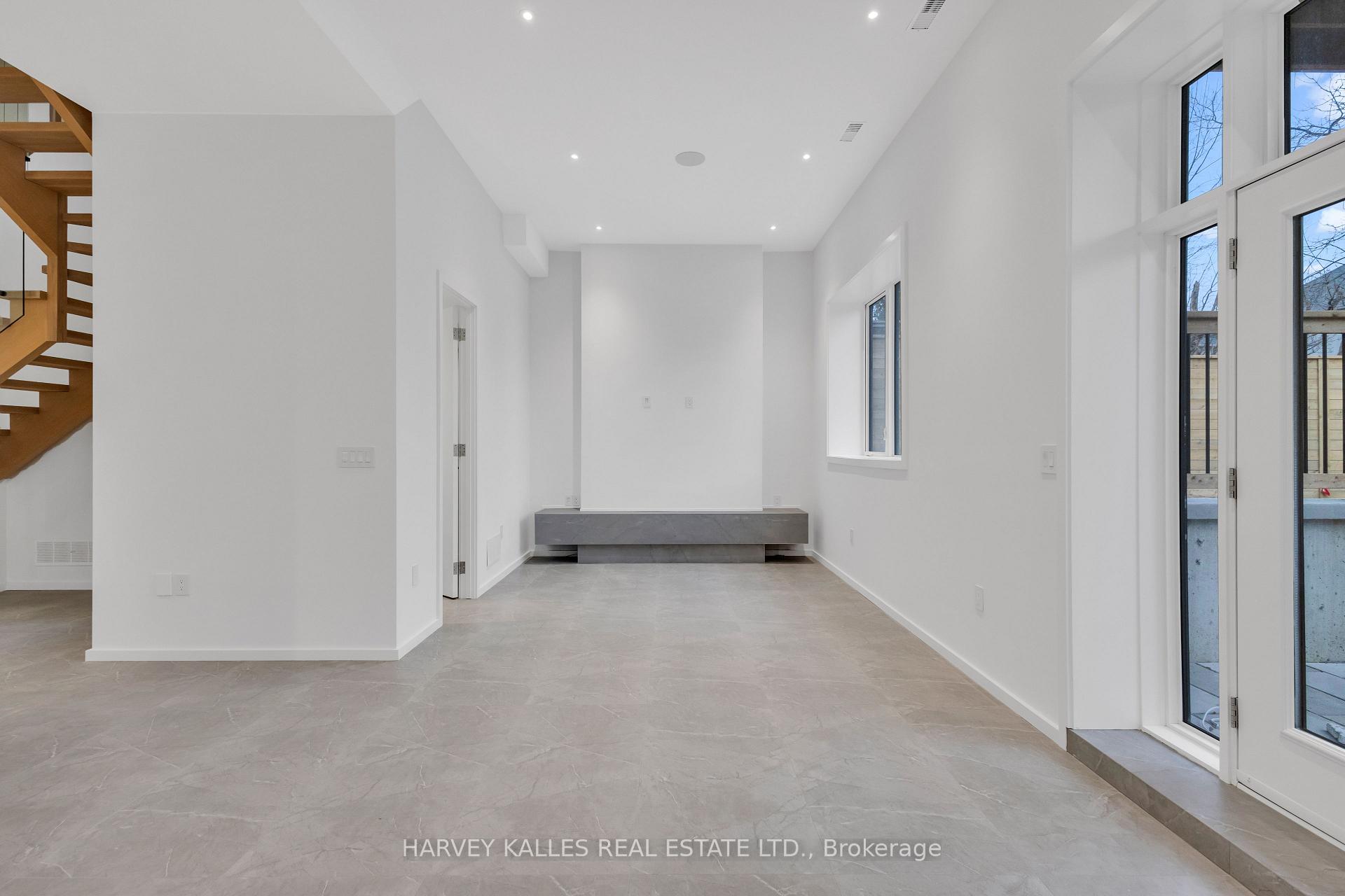 Photo 45 of 187 Roe Avenue, Toronto, Bedford Park-Nortown — HOMEH