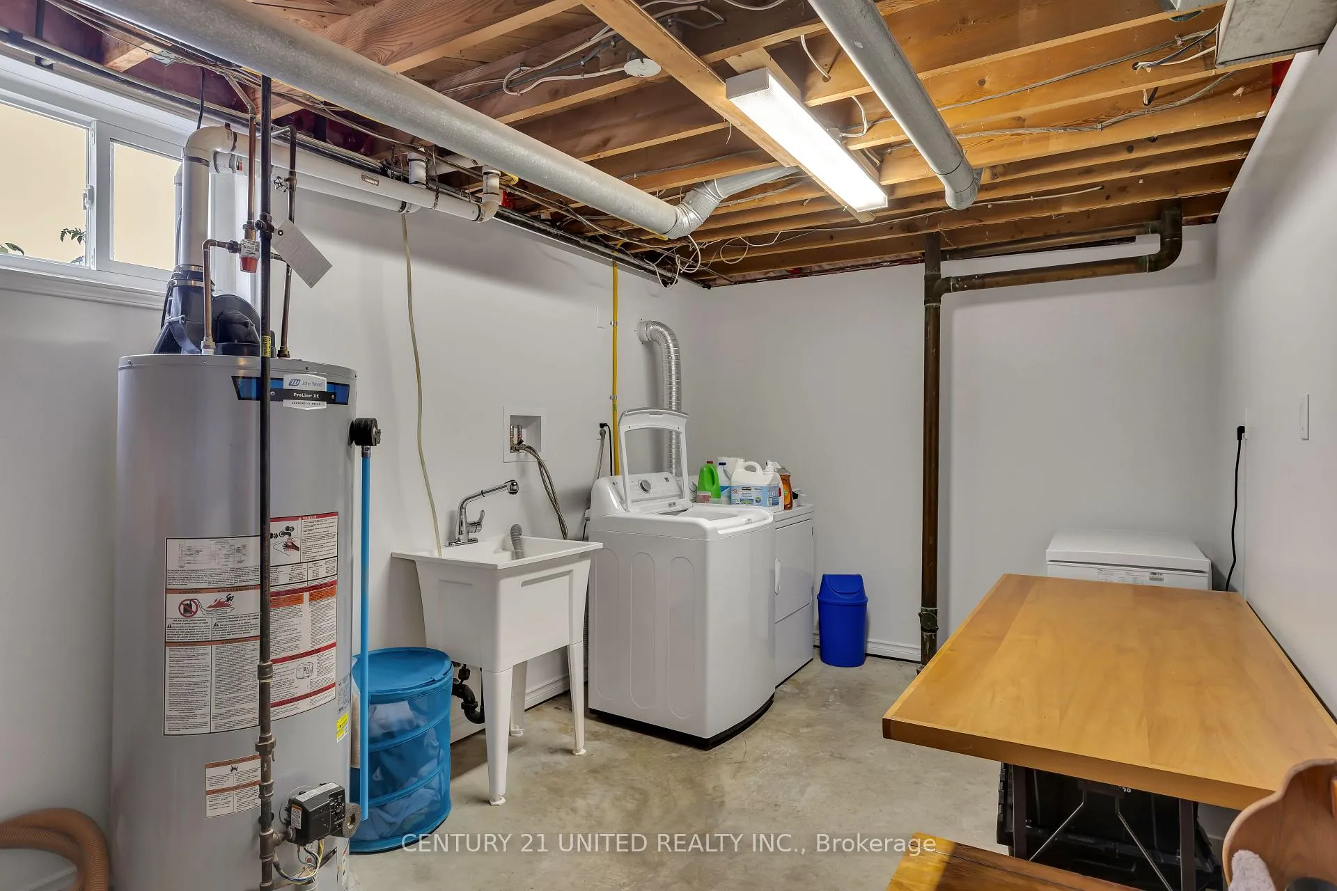 Photo 31 of 1296 Edmison Drive, Peterborough, Northcrest Ward 5 — HOMEH