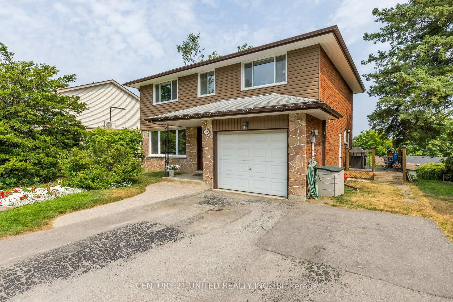 Photo 37 of 1296 Edmison Drive, Peterborough, Northcrest Ward 5 — HOMEH