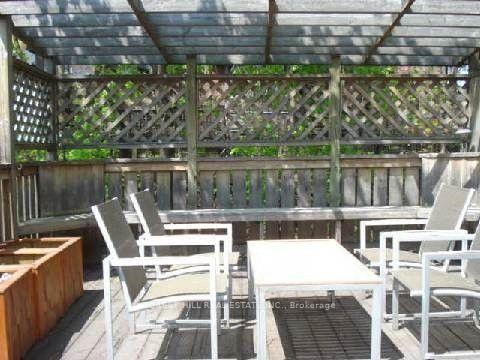 Photo 10 of 44 Tennis Crescent, Toronto, North Riverdale — HOMEH