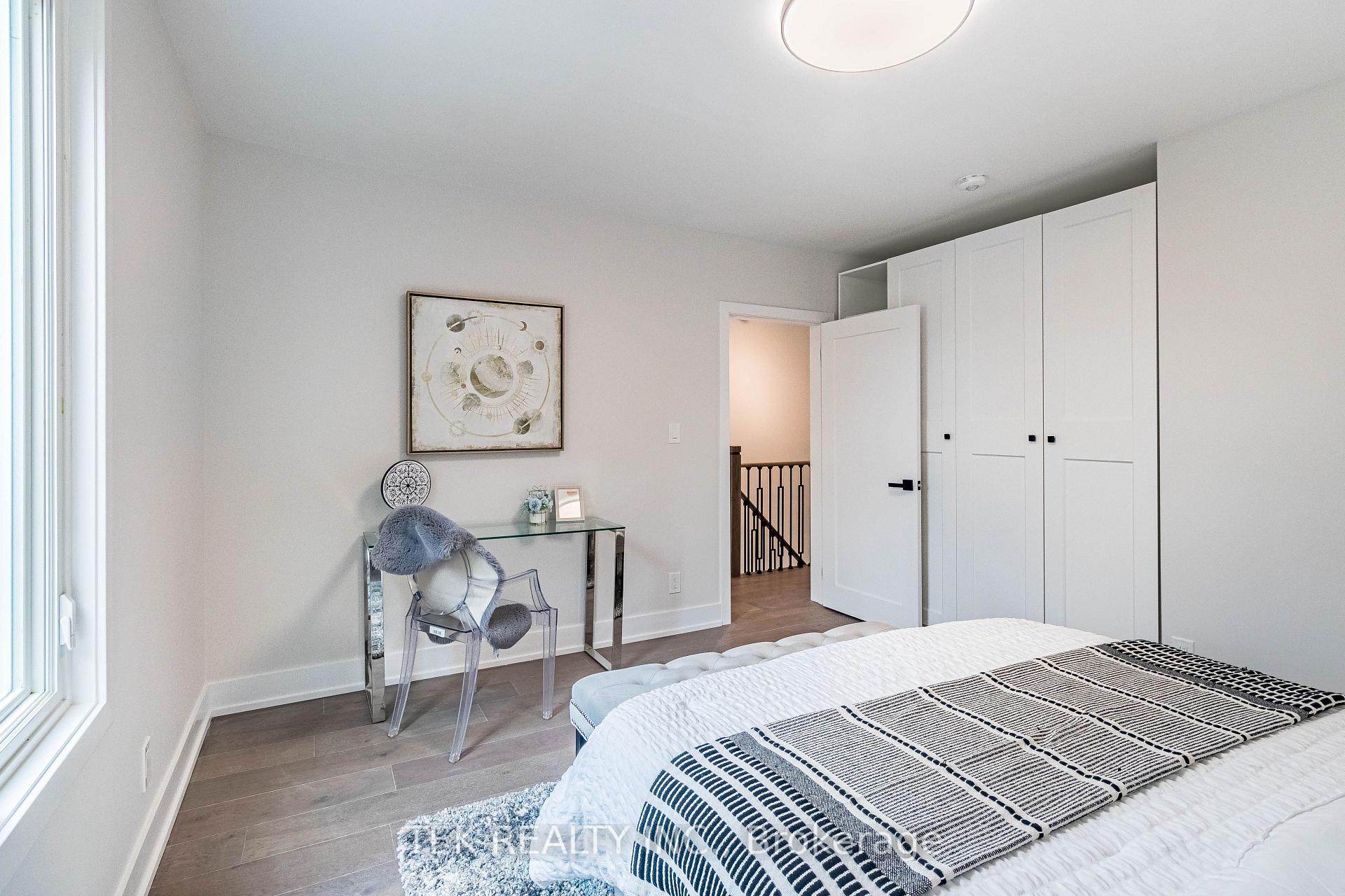 Photo 26 of 562 Pape Avenue, Toronto, North Riverdale — HOMEH