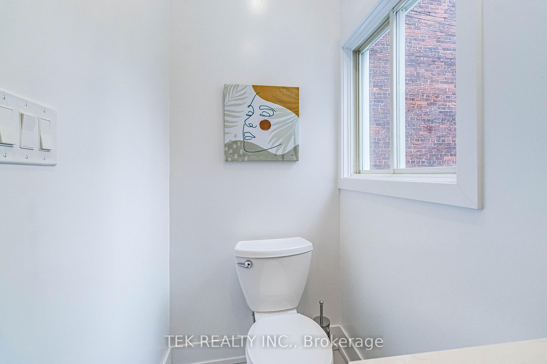 Photo 44 of 562 Pape Avenue, Toronto, North Riverdale — HOMEH