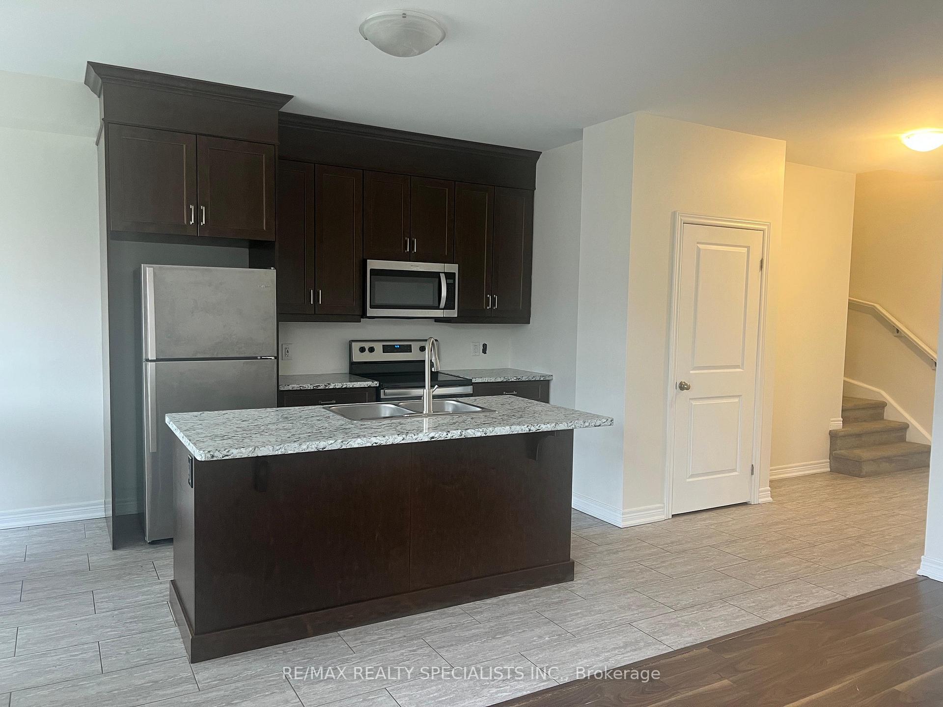 Photo 9 of 12 Damude Avenue, Thorold, Hurricane/Merrittville — HOMEH