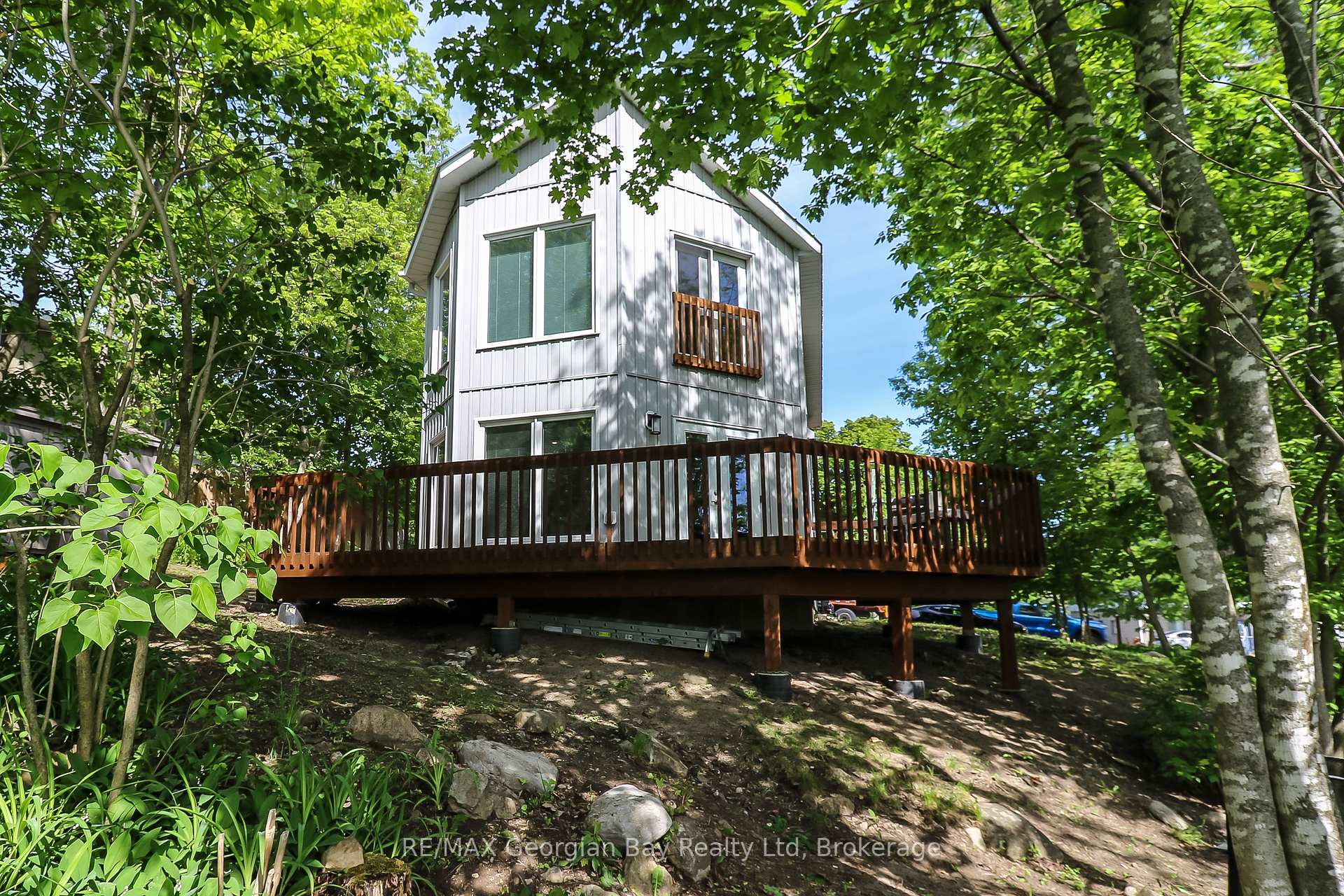 Photo 1 of 415 Talbot Street, Tay, Port McNicoll — HOMEH