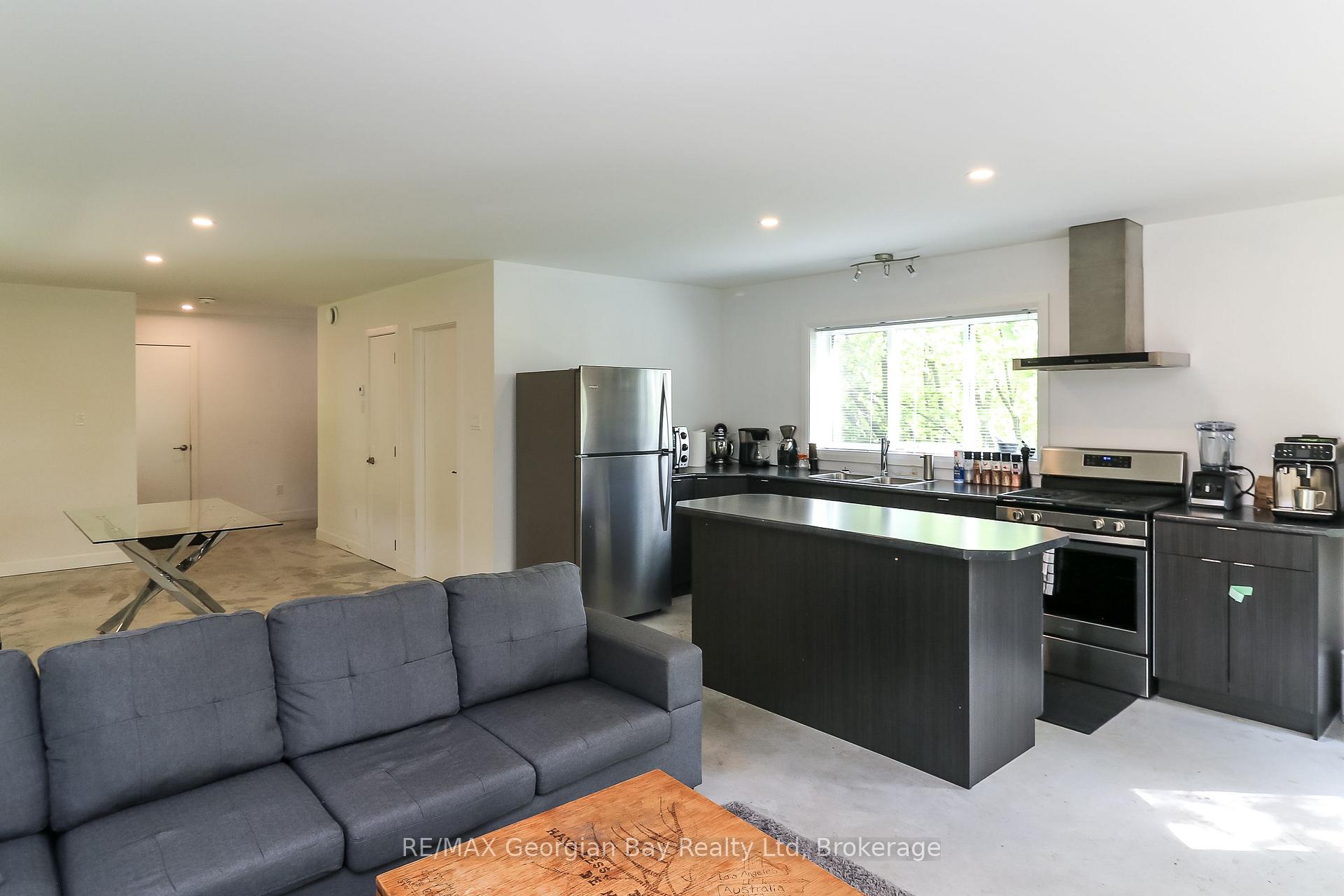 Photo 13 of 415 Talbot Street, Tay, Port McNicoll — HOMEH