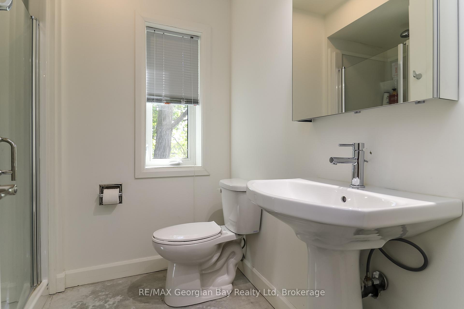Photo 16 of 415 Talbot Street, Tay, Port McNicoll — HOMEH