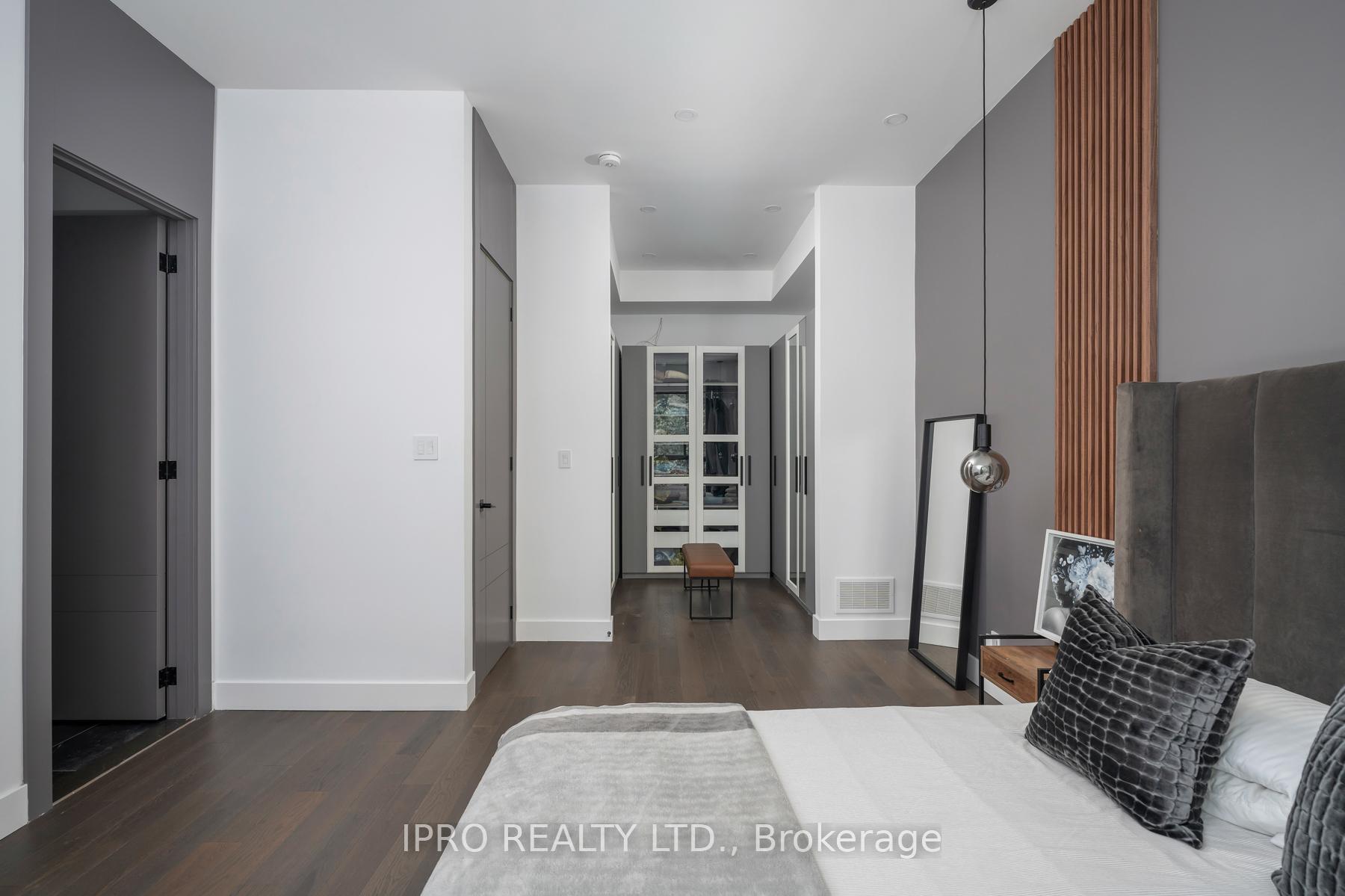 Photo 27 of 127 Barker Avenue, Toronto, Danforth Village-East York — HOMEH