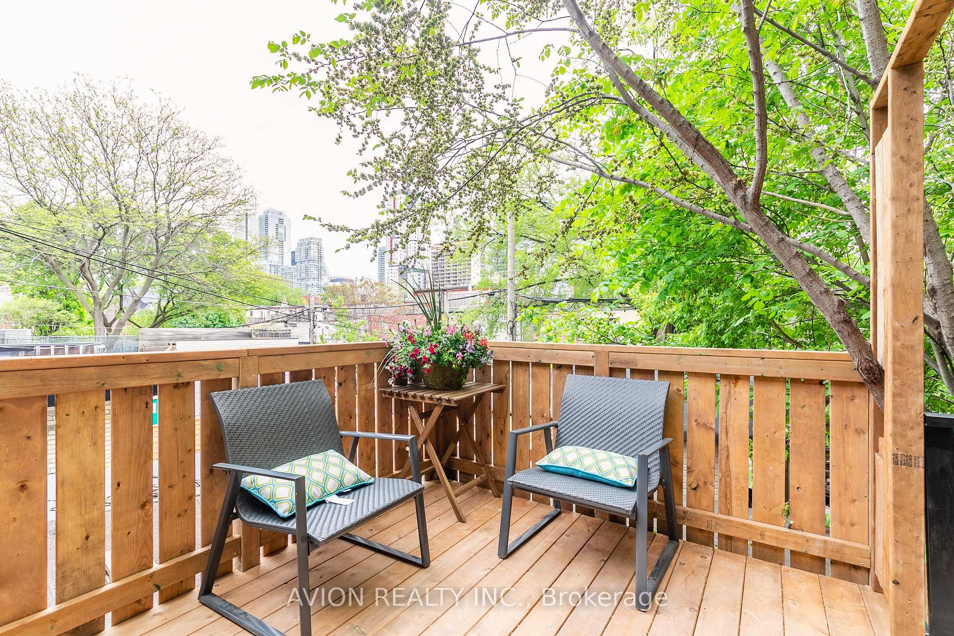 Photo 11 of 83 Sullivan Street, Toronto, Kensington-Chinatown — HOMEH