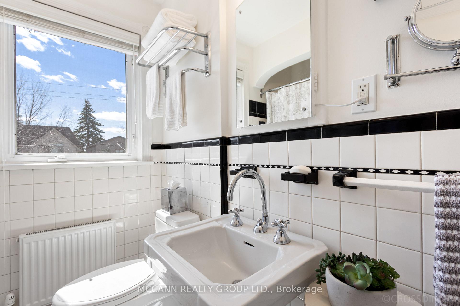 Photo 25 of 148 Brooke Avenue, Toronto, Bedford Park-Nortown — HOMEH