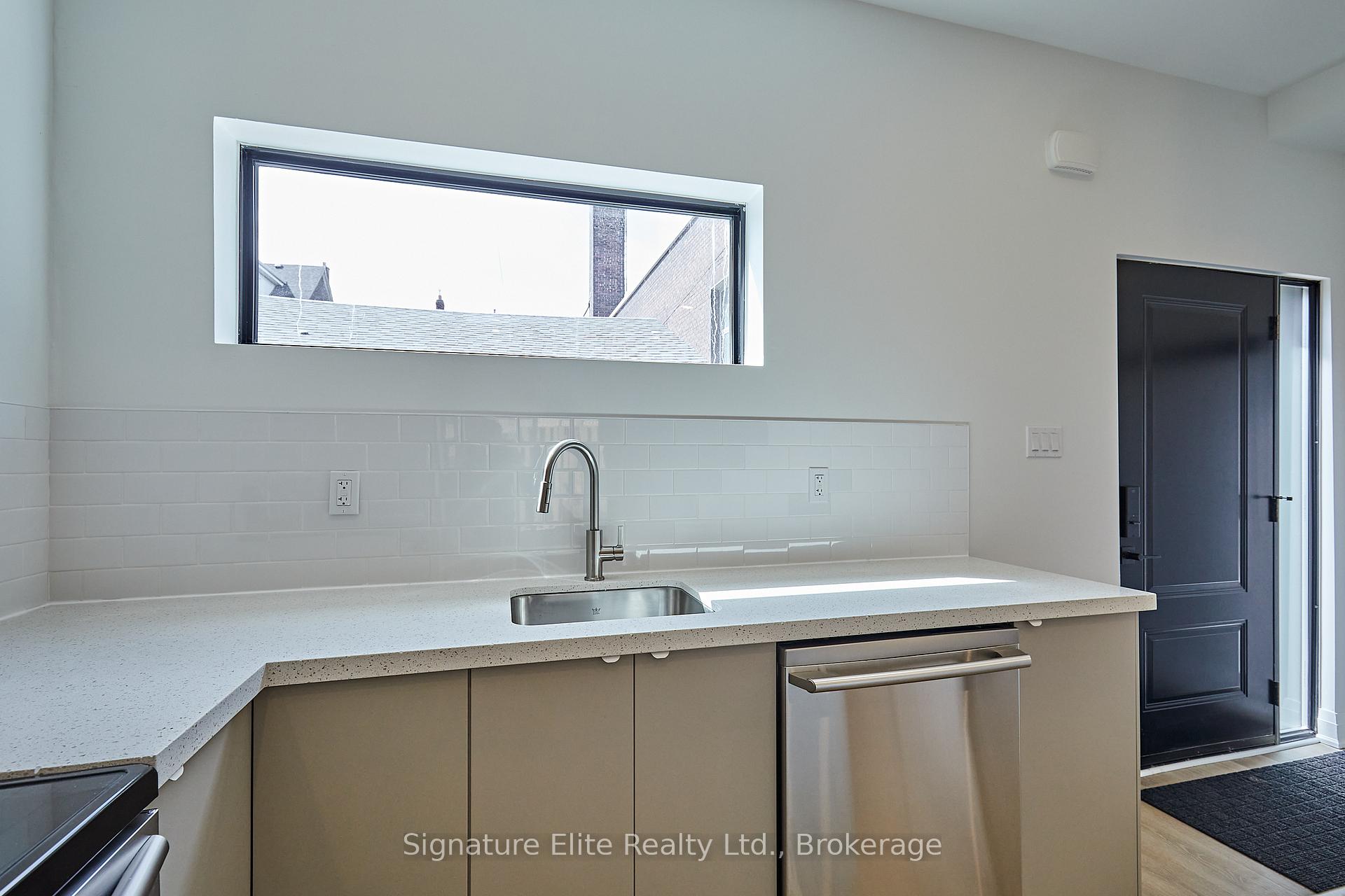 Photo 5 of Unit Laneway, 200 Heward Avenue, Toronto, South Riverdale — HOMEH