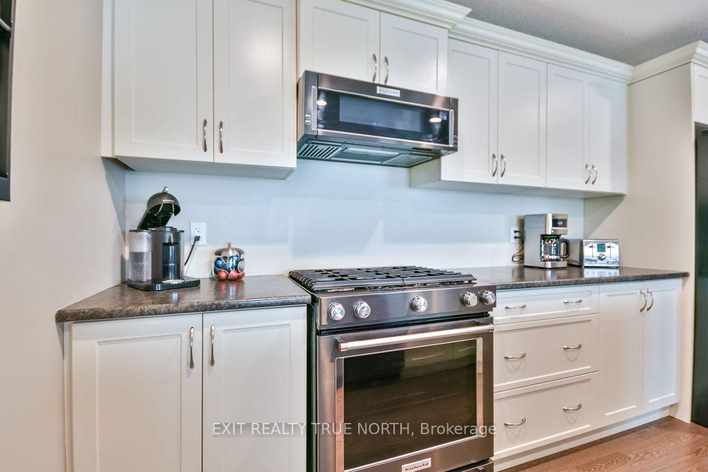 Photo 9 of 36 Hunter Avenue, Tay, Victoria Harbour — HOMEH