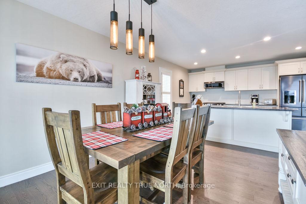 Photo 11 of 36 Hunter Avenue, Tay, Victoria Harbour — HOMEH