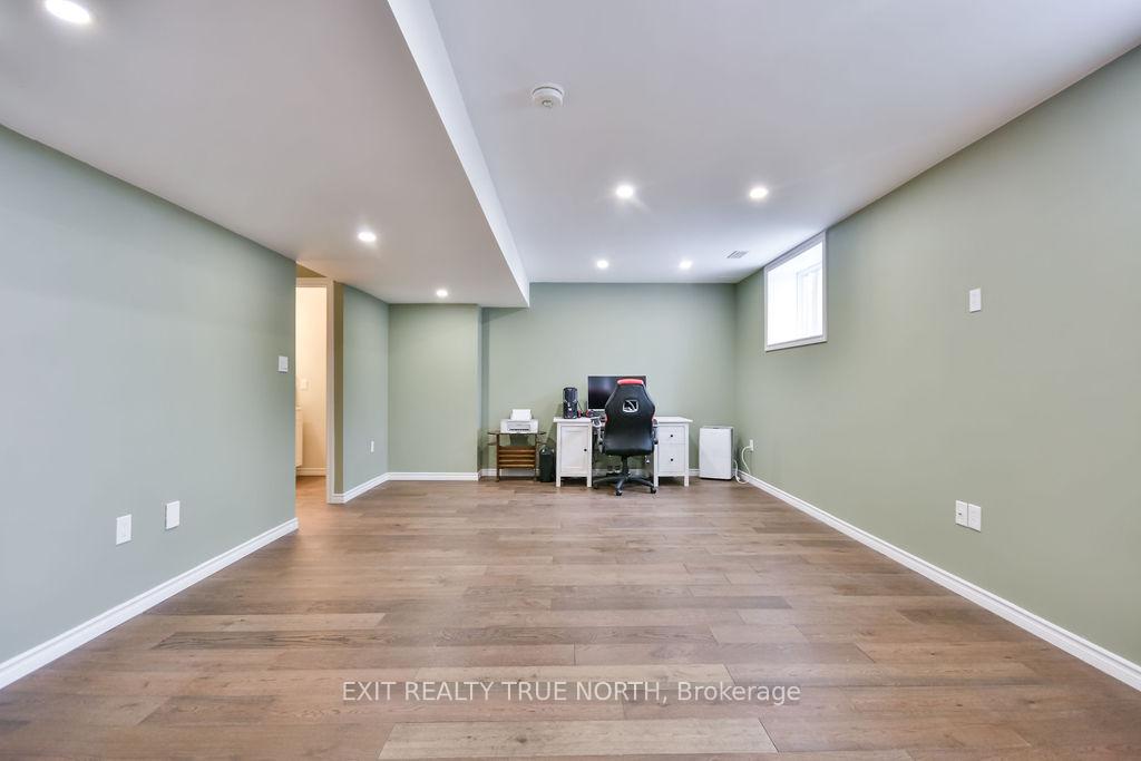 Photo 20 of 36 Hunter Avenue, Tay, Victoria Harbour — HOMEH