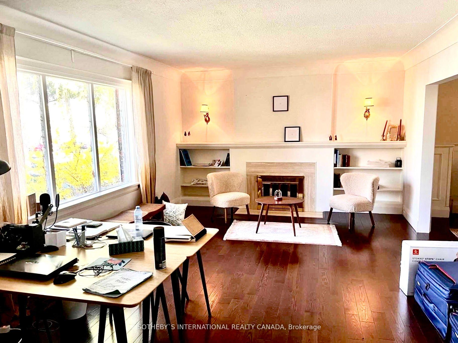 Photo 3 of 44 De Vere Gardens, Toronto, Bedford Park-Nortown — HOMEH