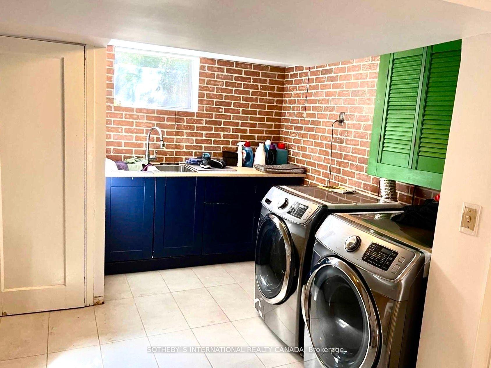 Photo 21 of 44 De Vere Gardens, Toronto, Bedford Park-Nortown — HOMEH