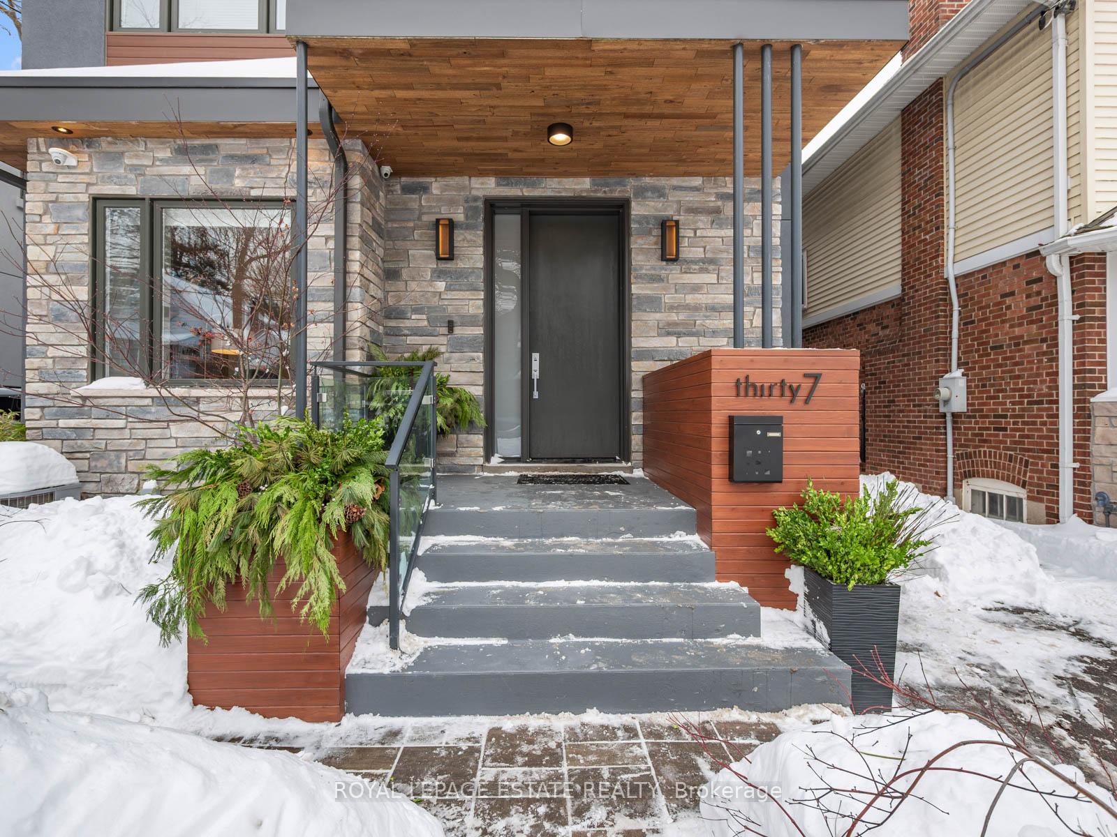 Photo 3 of 37 Glen Ames, Toronto, The Beaches — HOMEH