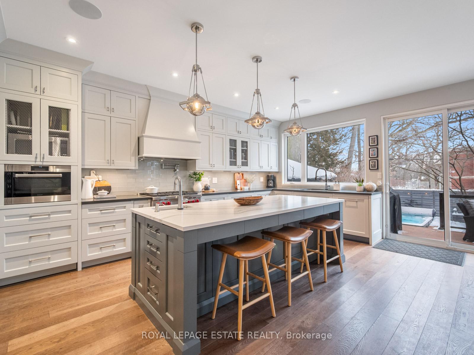 Photo 14 of 37 Glen Ames, Toronto, The Beaches — HOMEH