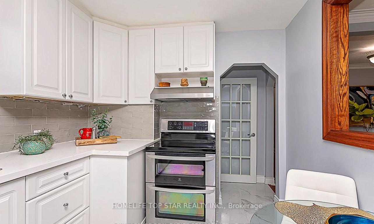 Photo 6 of 25 Rockelm Road, Scarborough, Clairlea-Birchmount — HOMEH