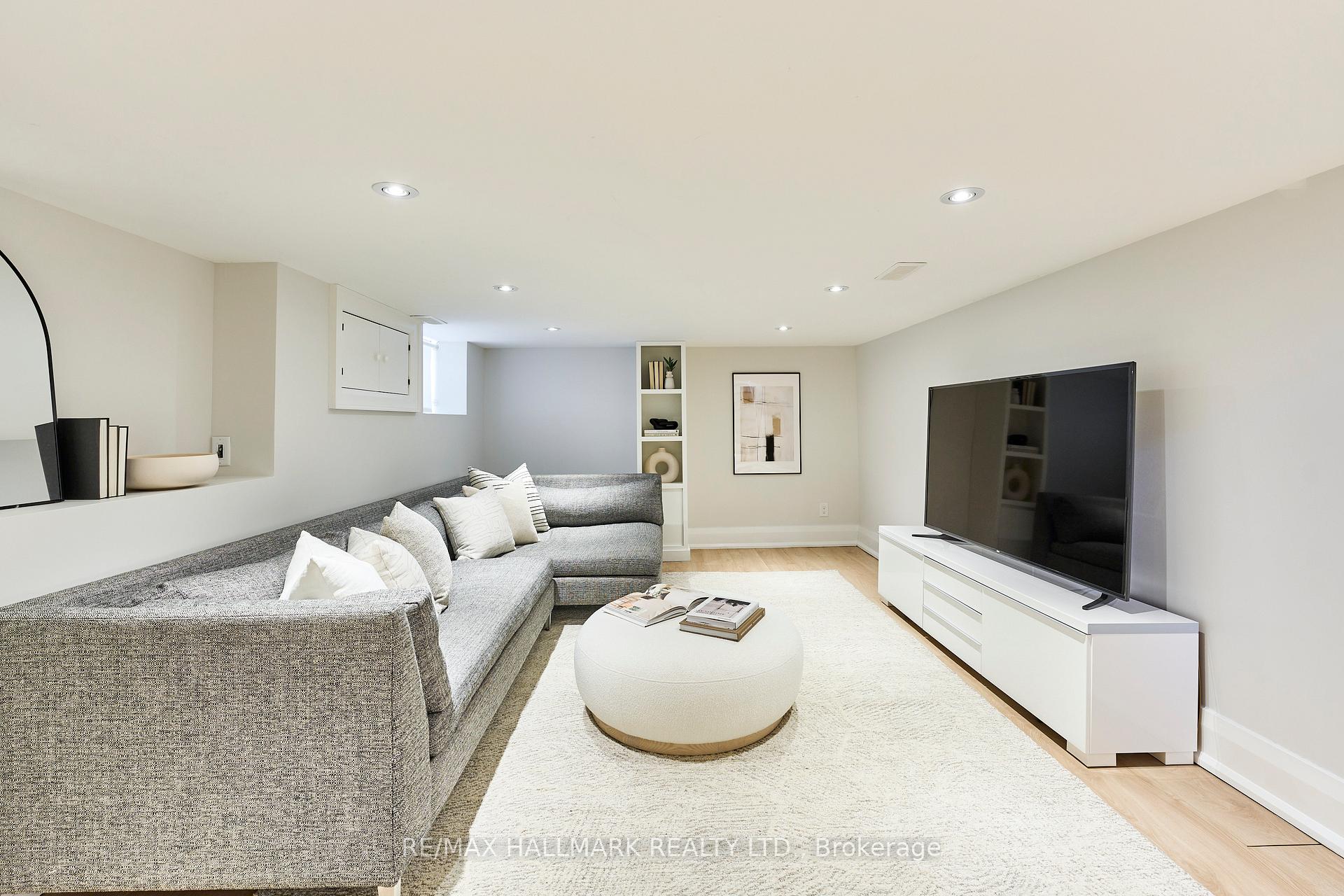 Photo 31 of 77 Hiltz Avenue, Toronto, South Riverdale — HOMEH