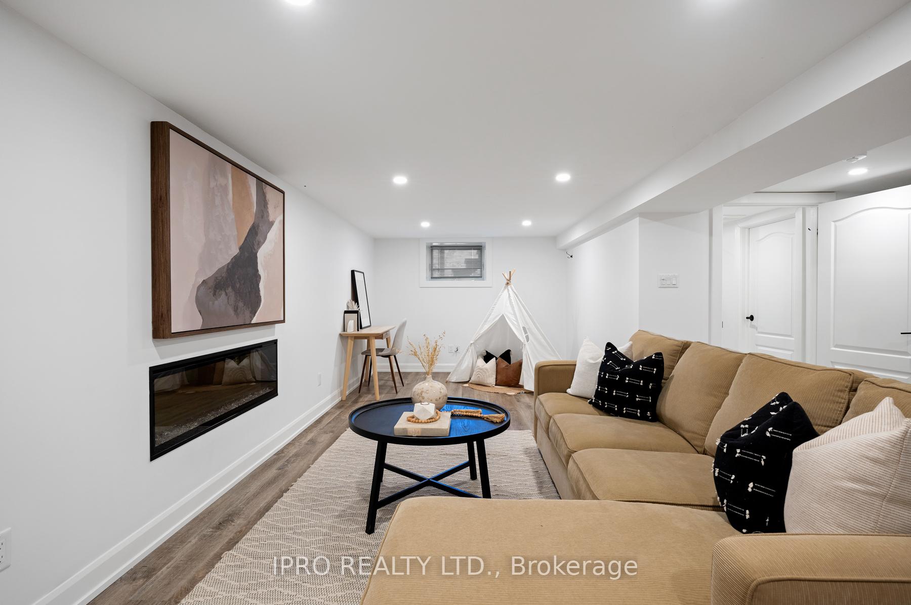 Photo 37 of 12 Mortimer Avenue, Toronto, Broadview North — HOMEH