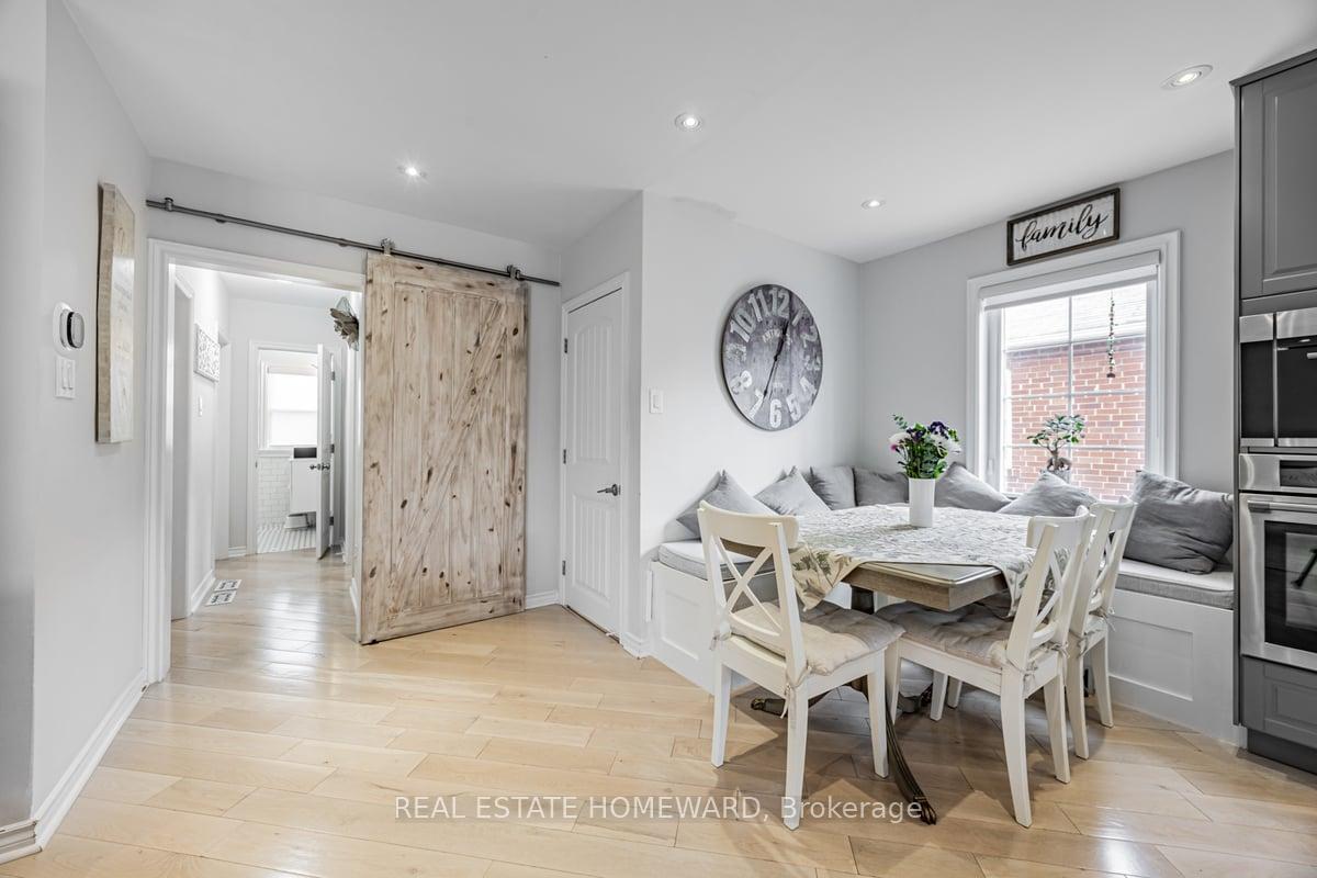 Photo 8 of 39 Compton Drive, Scarborough, Wexford-Maryvale — HOMEH