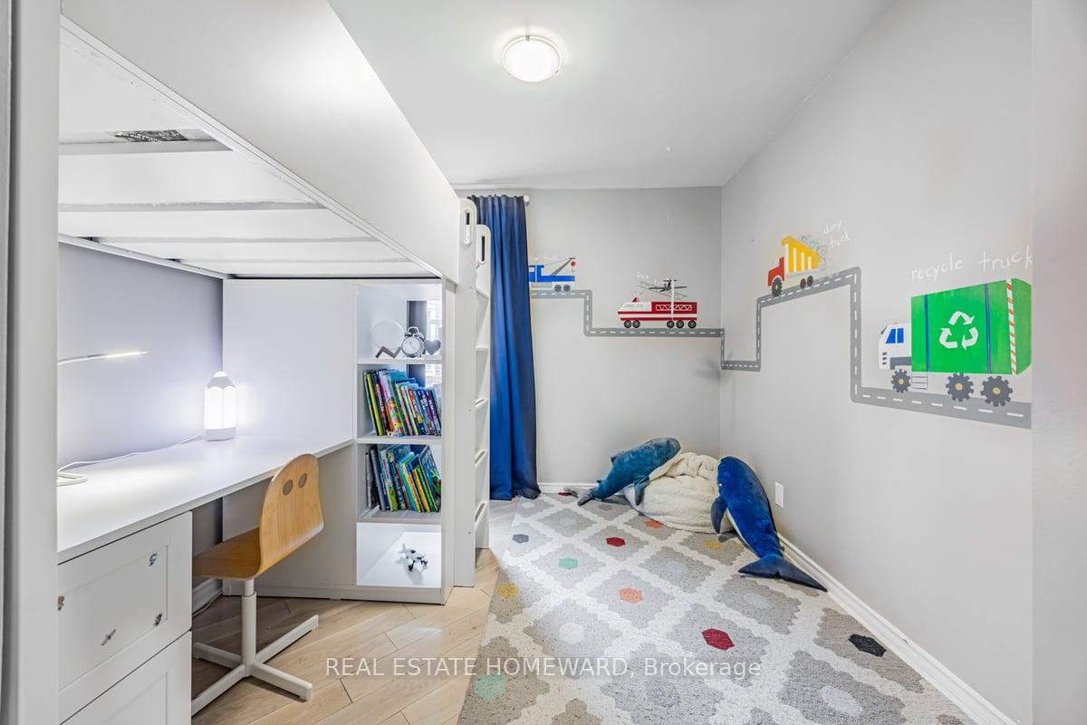 Photo 11 of 39 Compton Drive, Scarborough, Wexford-Maryvale — HOMEH