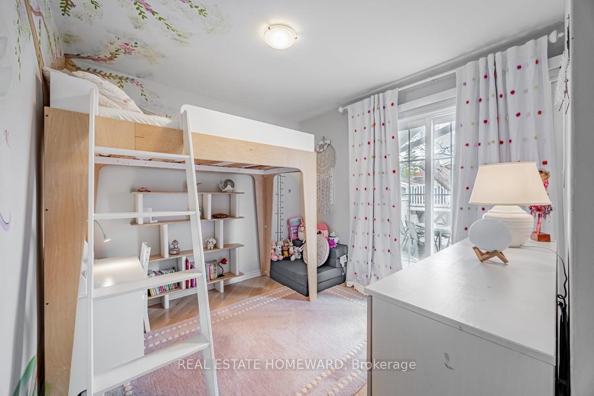 Photo 12 of 39 Compton Drive, Scarborough, Wexford-Maryvale — HOMEH