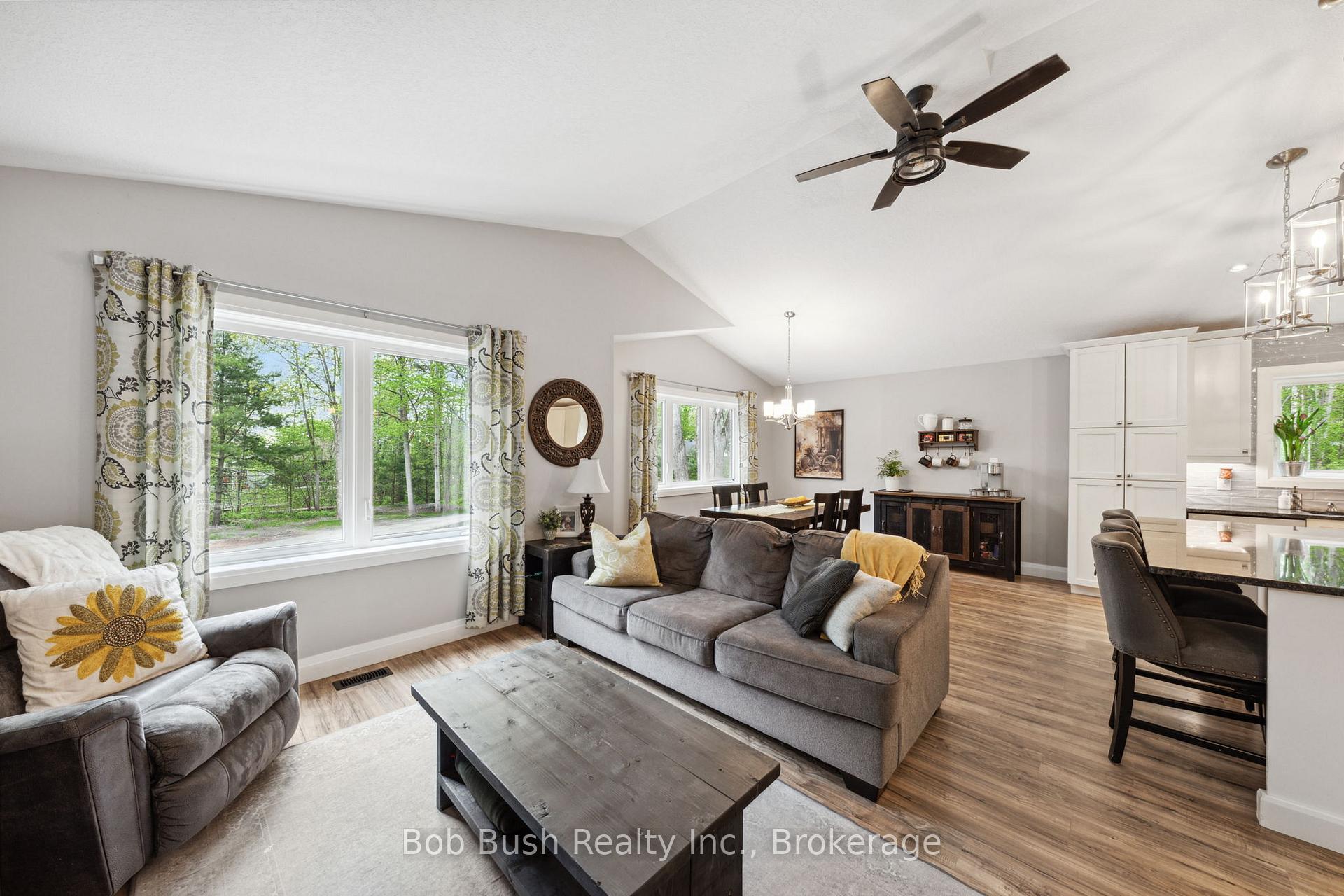 Photo 12 of 4 Davis Drive, Tay, Victoria Harbour — HOMEH