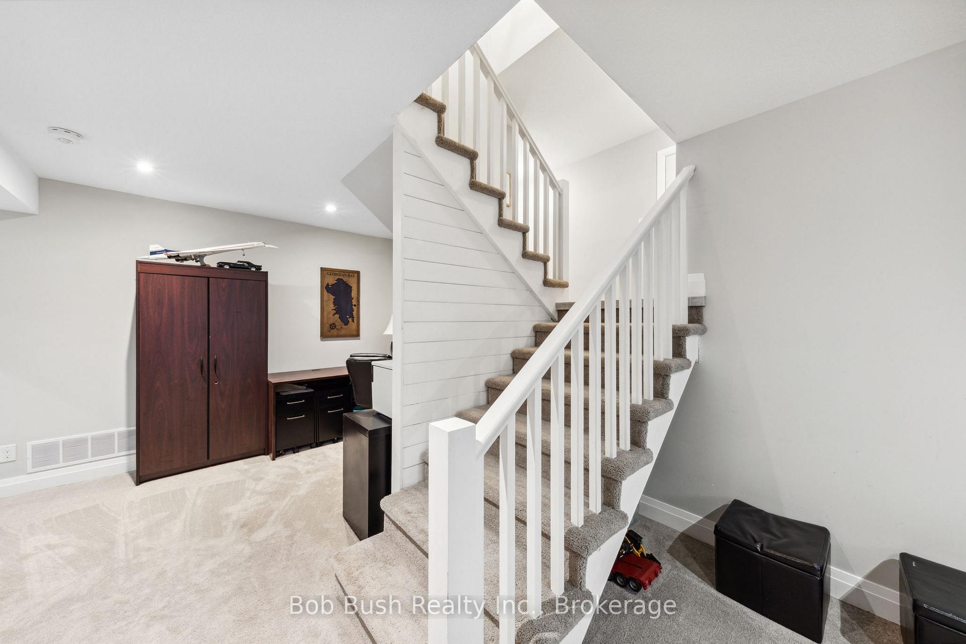 Photo 21 of 4 Davis Drive, Tay, Victoria Harbour — HOMEH