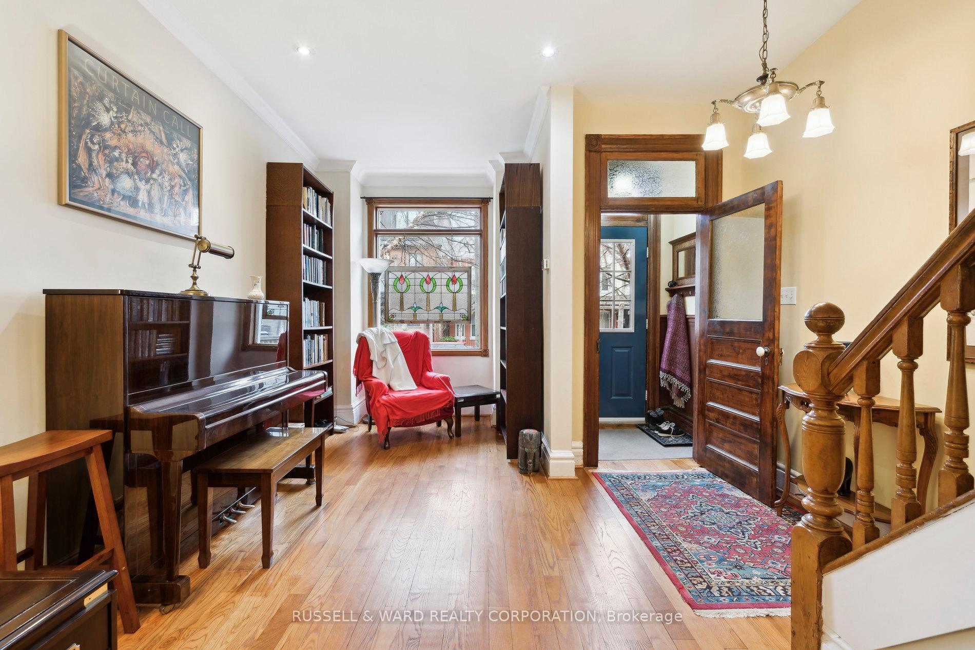 Photo 4 of 314 Euclid Avenue, Toronto, Trinity-Bellwoods — HOMEH