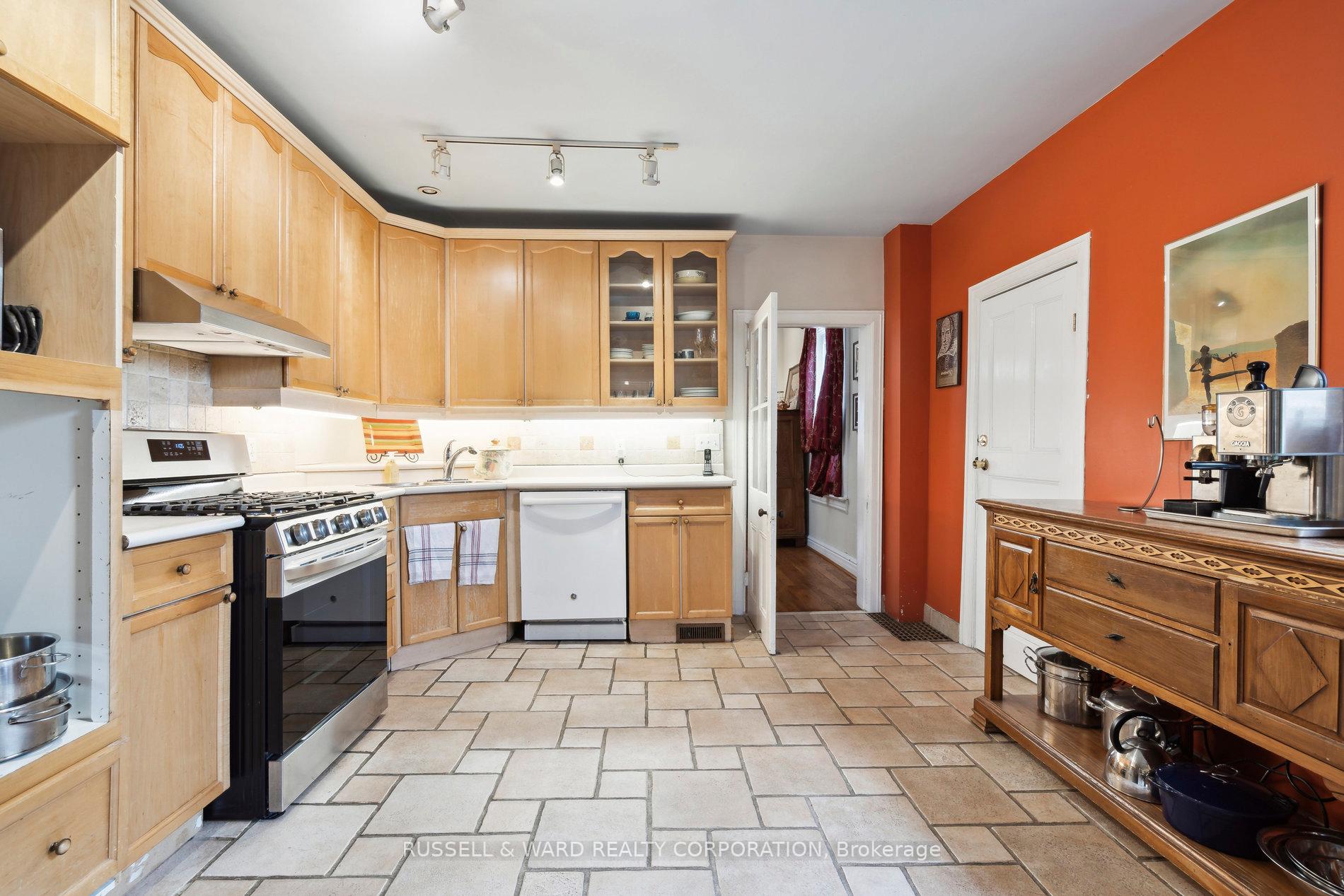 Photo 21 of 314 Euclid Avenue, Toronto, Trinity-Bellwoods — HOMEH
