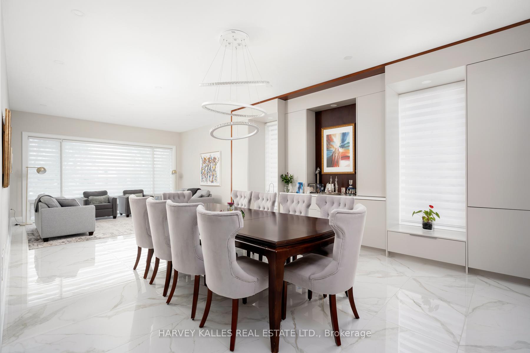 Photo 4 of 313 Hillhurst Boulevard, Toronto, Englemount-Lawrence — HOMEH