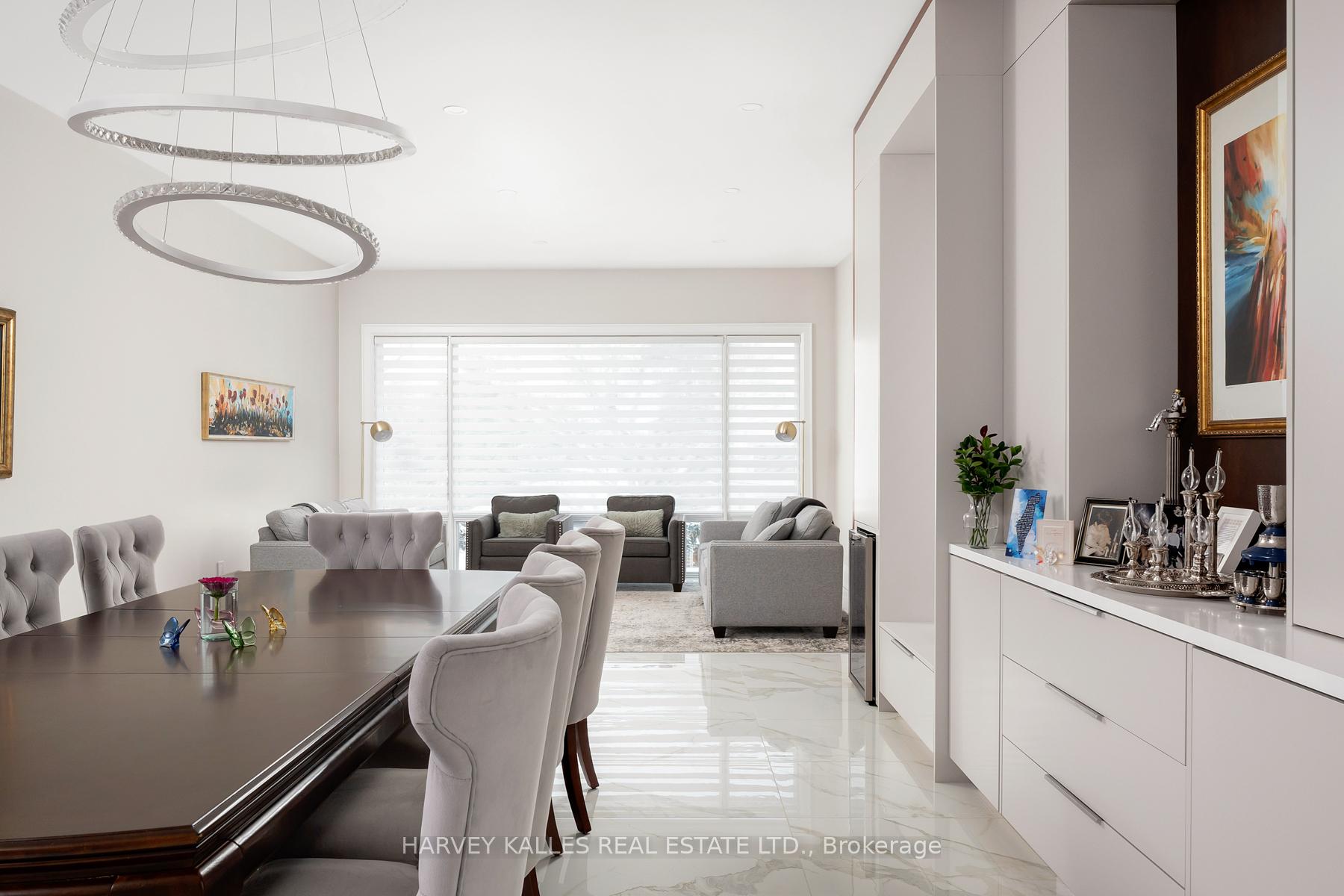 Photo 5 of 313 Hillhurst Boulevard, Toronto, Englemount-Lawrence — HOMEH
