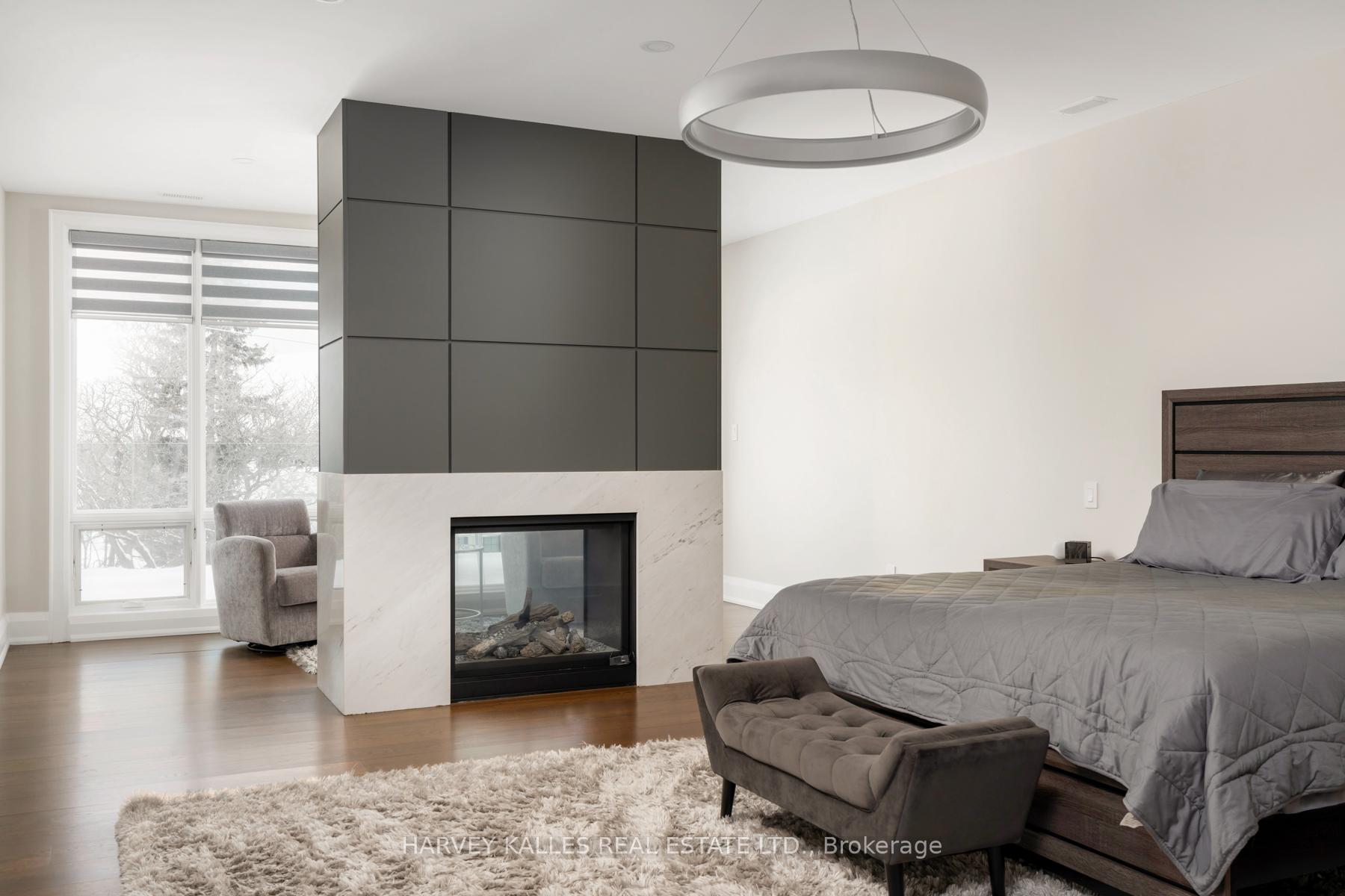 Photo 27 of 313 Hillhurst Boulevard, Toronto, Englemount-Lawrence — HOMEH