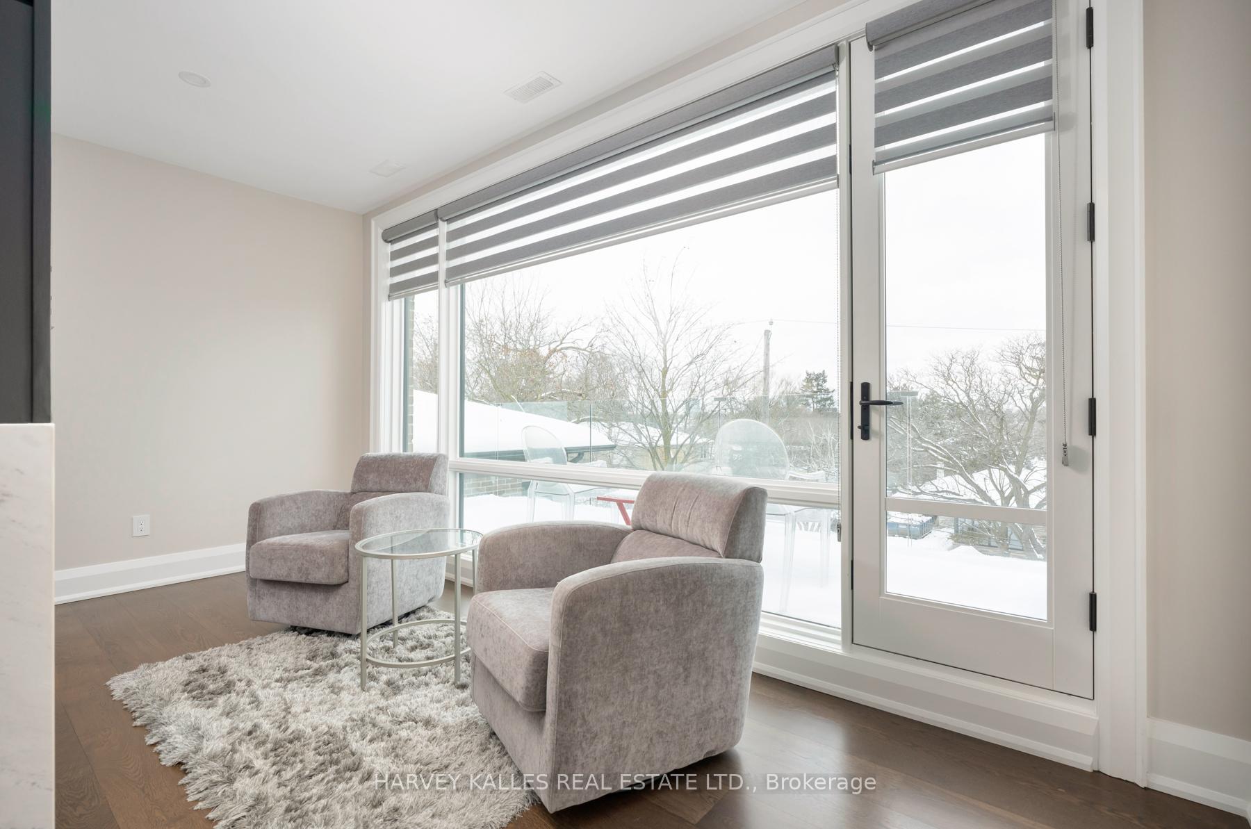 Photo 28 of 313 Hillhurst Boulevard, Toronto, Englemount-Lawrence — HOMEH